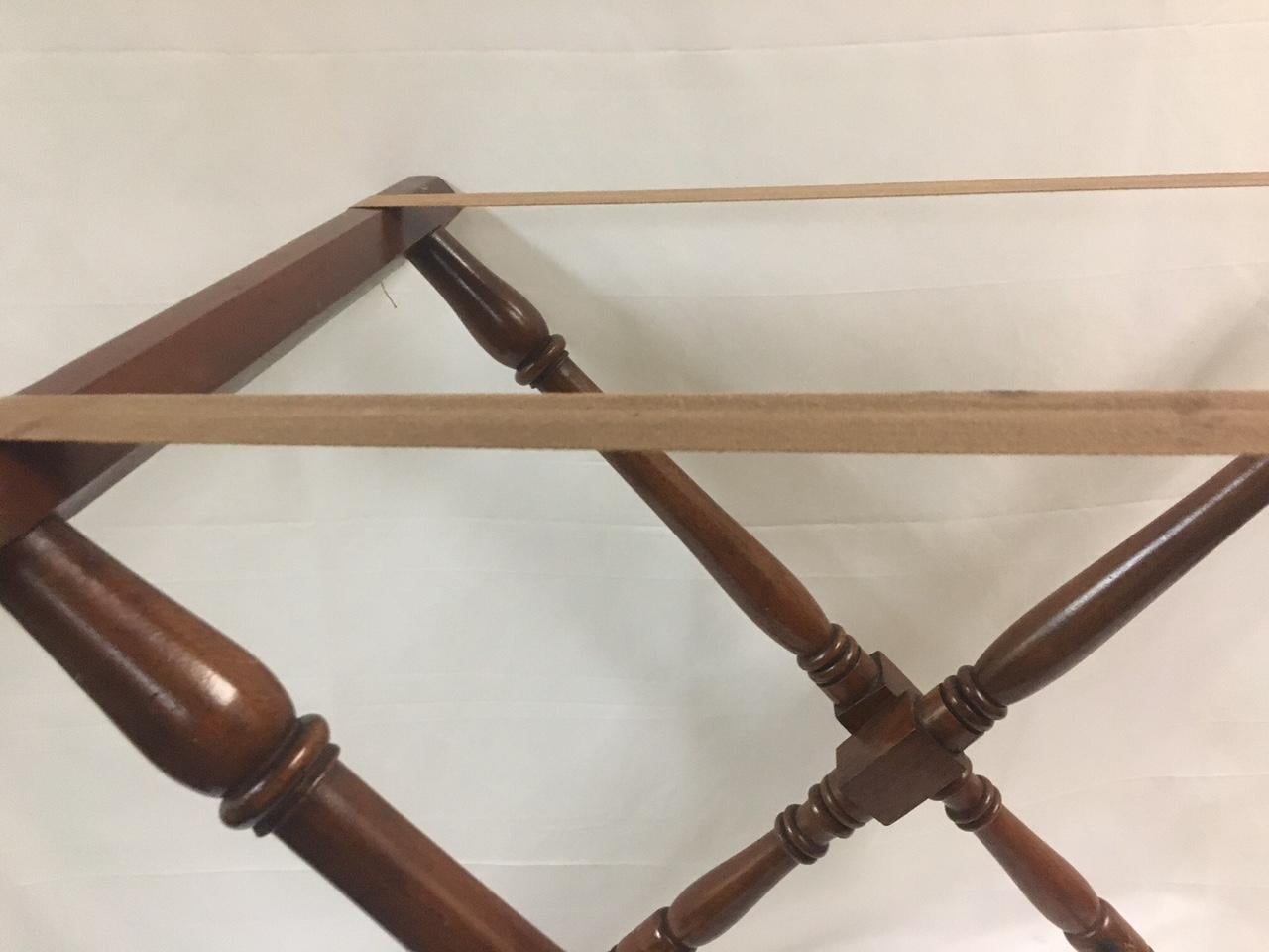 Plateau de service de maître d'hôtel anglais du 19e siècle en acajou sur support en bois en vente 8