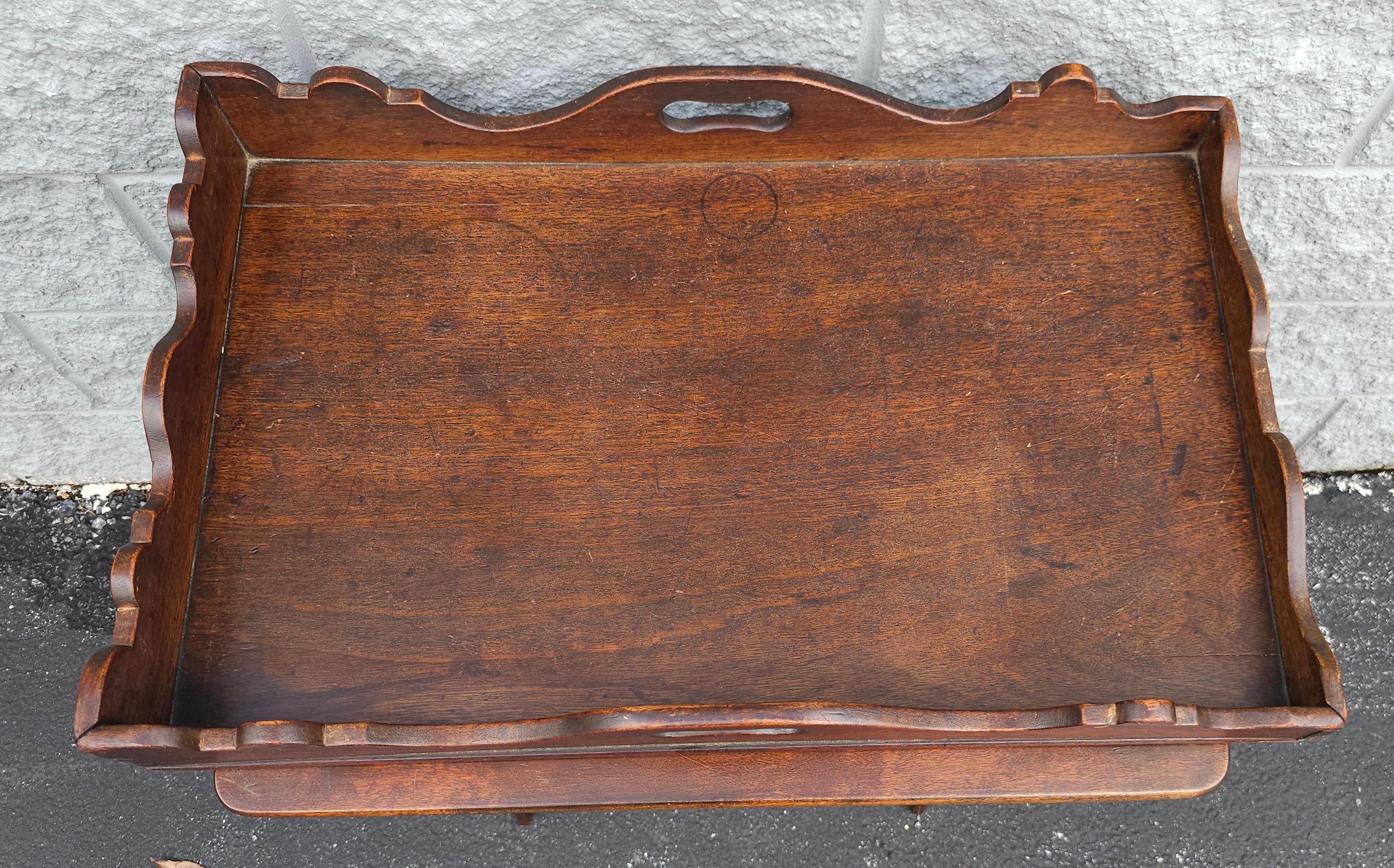 Acajou Table à plateau du 19e siècle en acajou et faux bambou en vente
