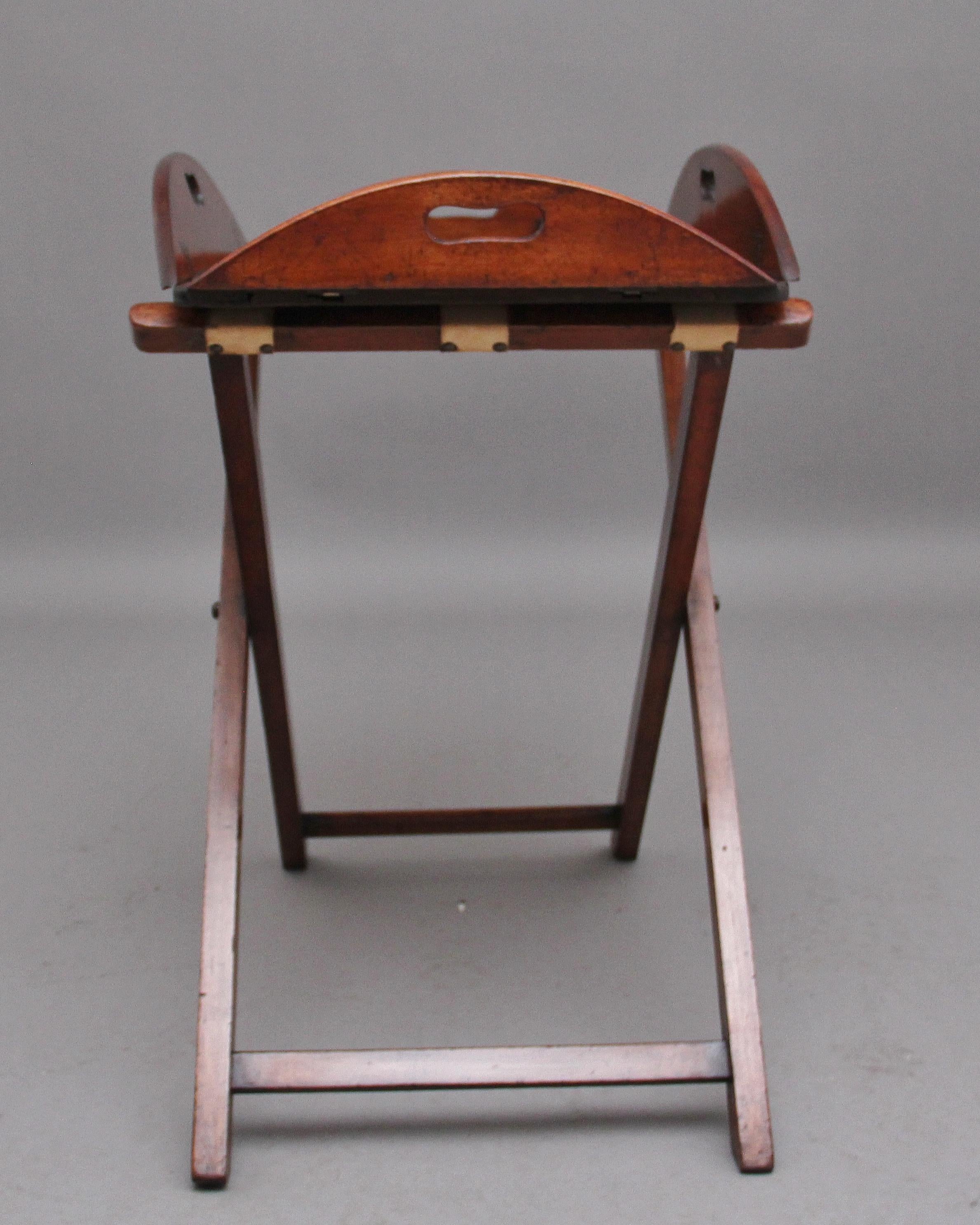 19th Century Mahogany Folding Butlers Tray on Stand For Sale 1