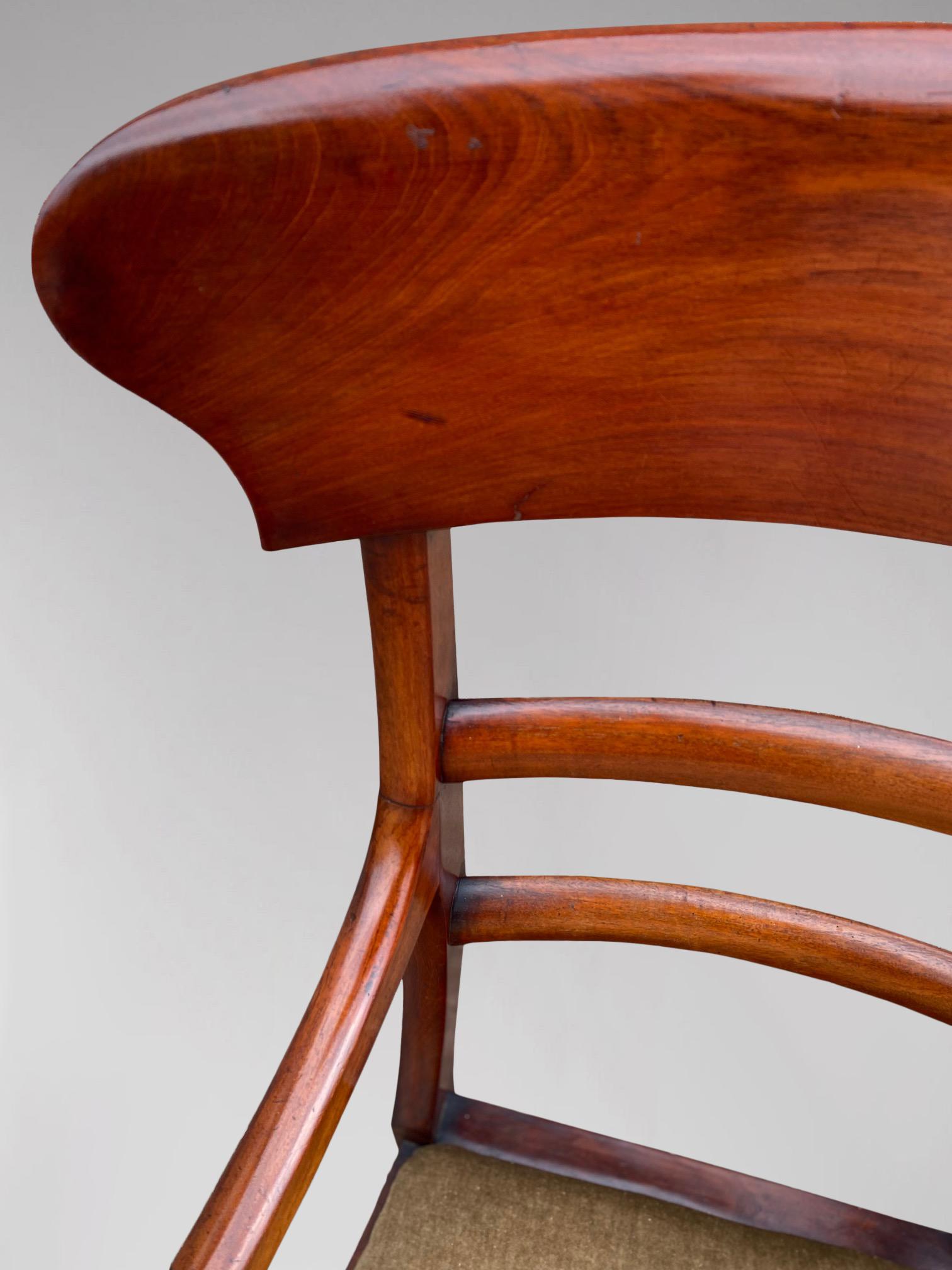 Fauteuil d'appoint ou de bureau à haut dossier en acajou du XIXe siècle Bon état - En vente à Petworth,West Sussex, GB