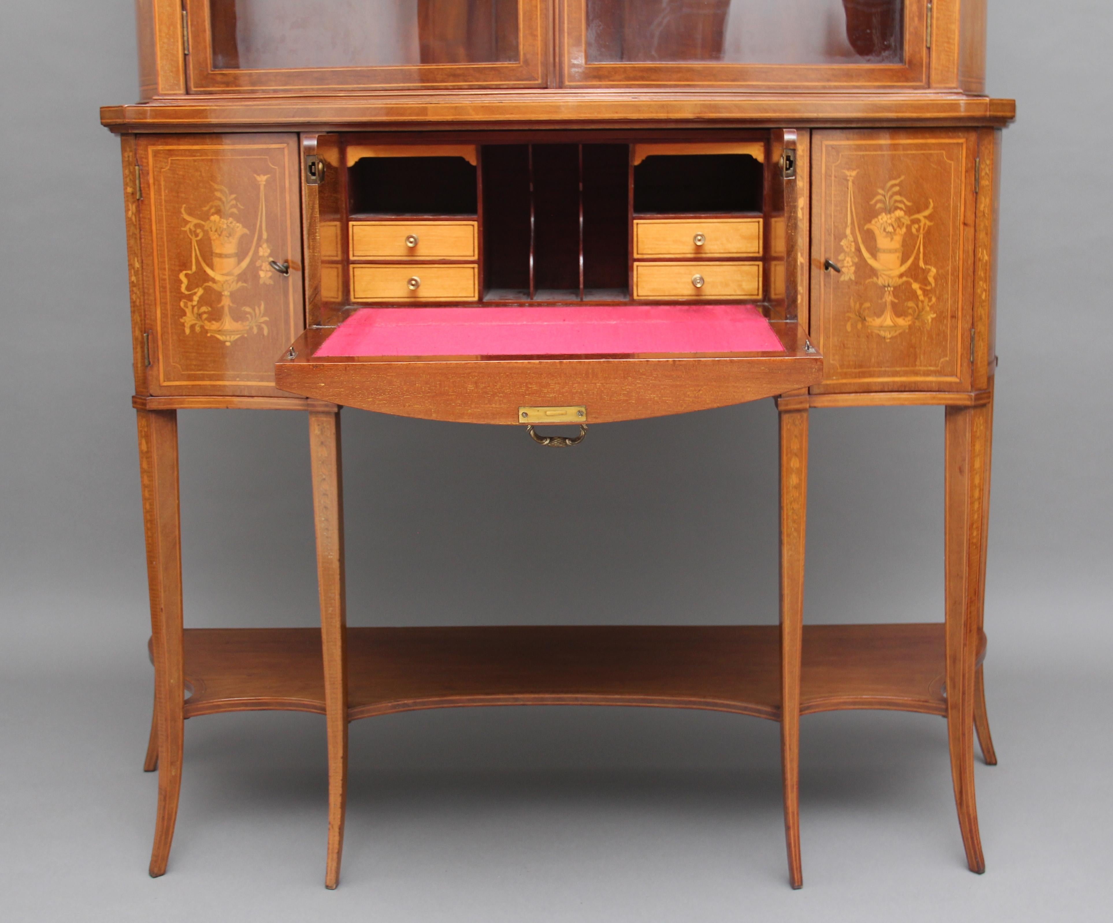 19th Century Mahogany Inlaid Display Cabinet For Sale 2