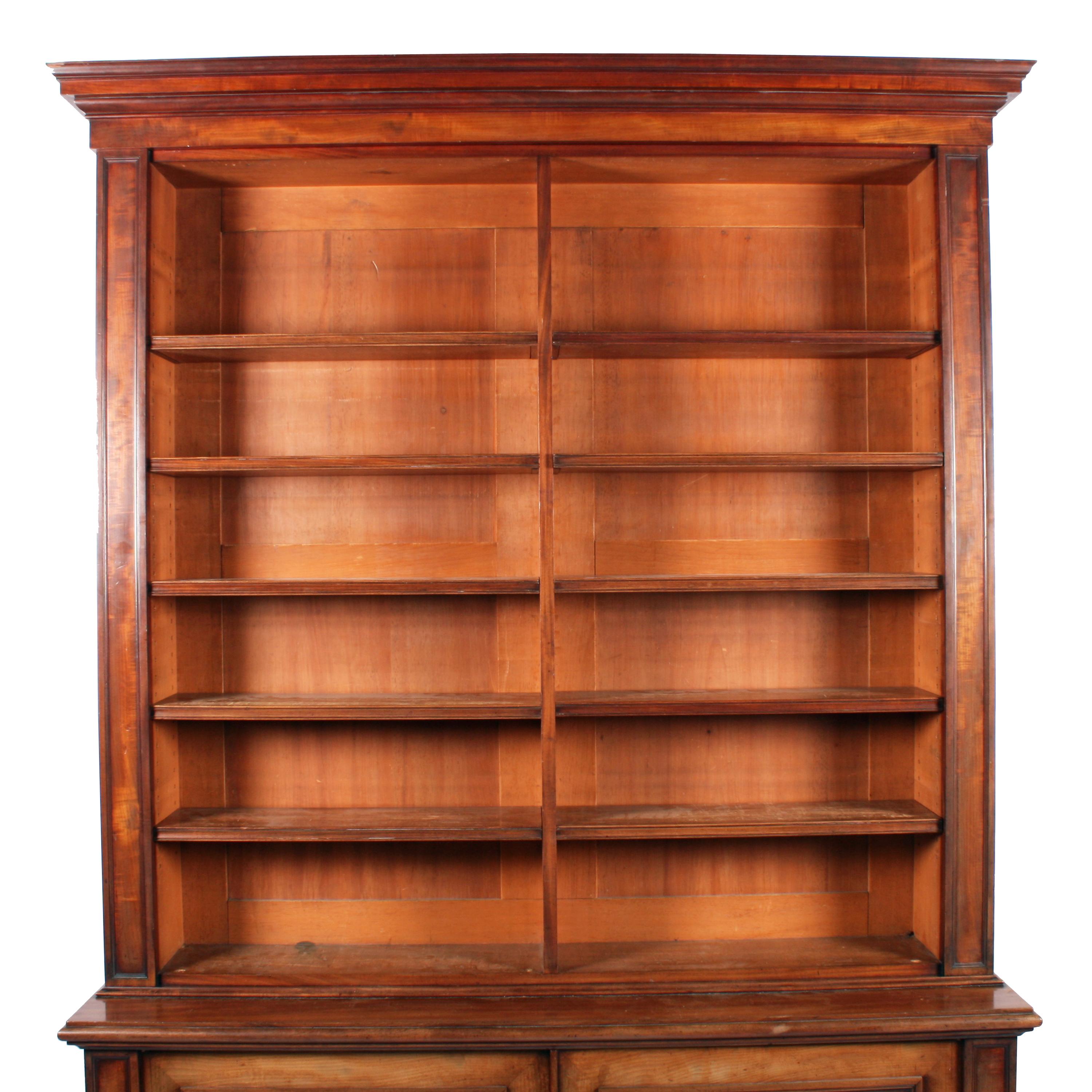19th Century Victorian Mahogany  Open Shelve Library Bookcase In Good Condition For Sale In Newcastle Upon Tyne, GB