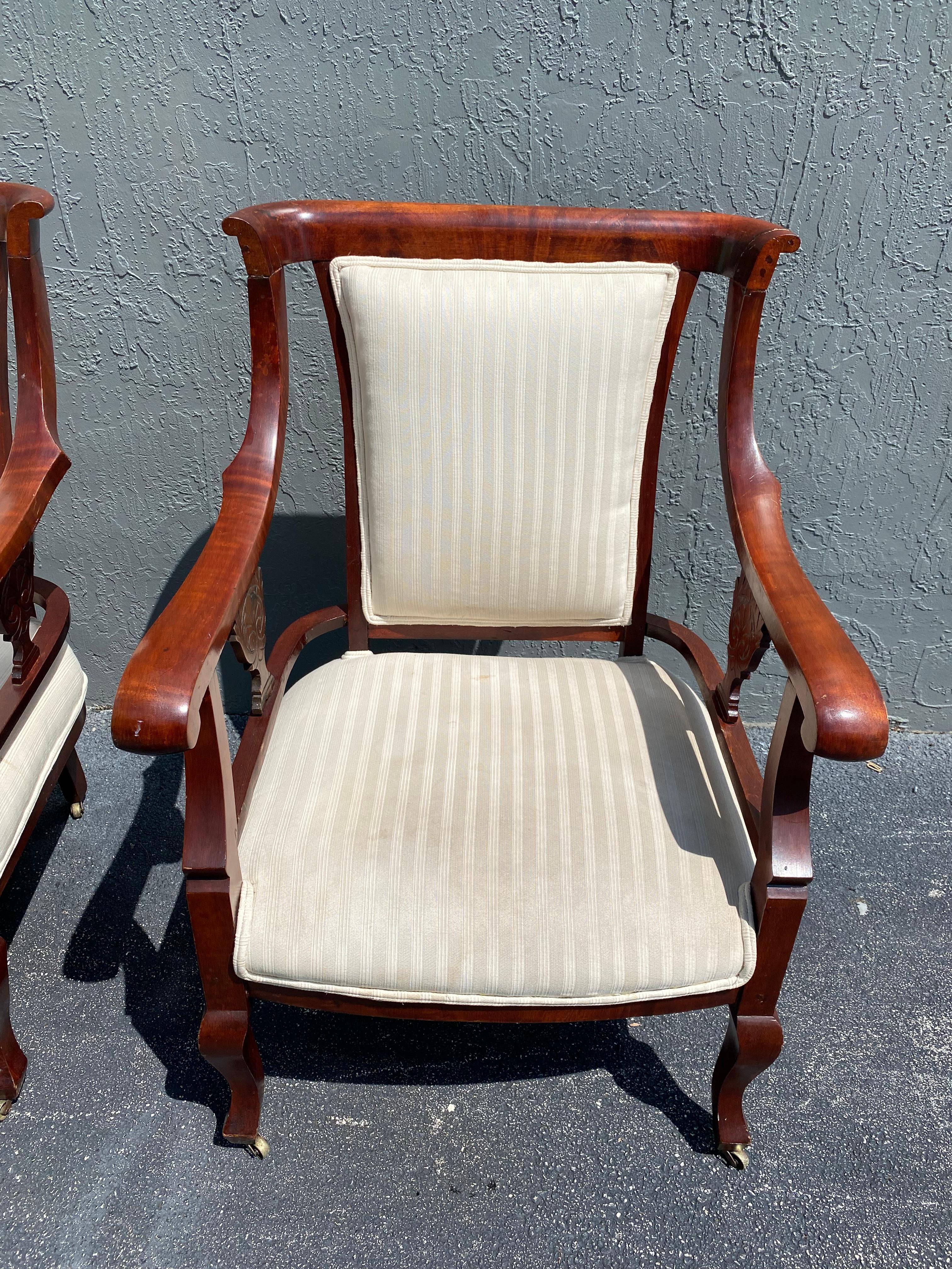 19th Century Mahogany Library Chairs on Castors, Set of 2  For Sale 4