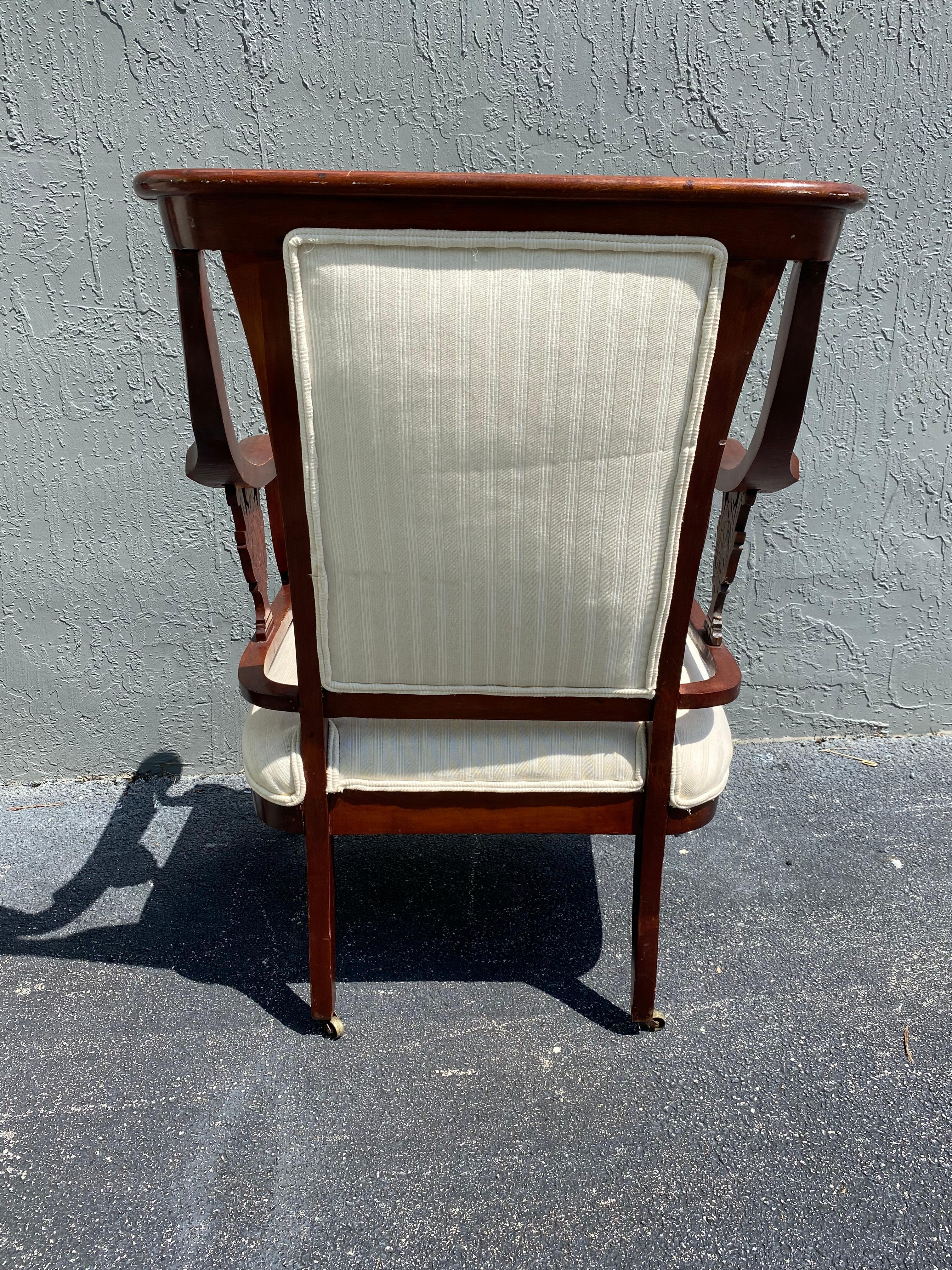 19th Century Mahogany Library Chairs on Castors, Set of 2  For Sale 5