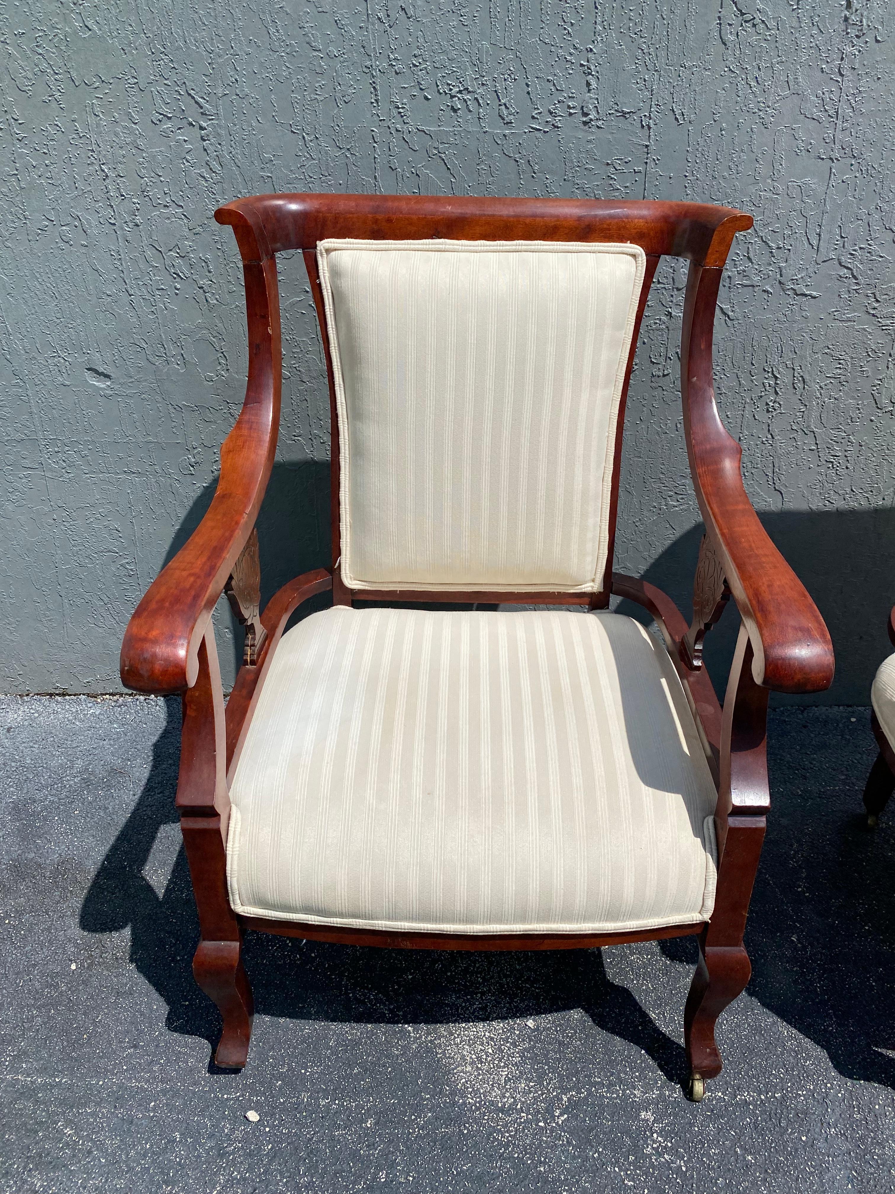 19th Century Mahogany Library Chairs on Castors, Set of 2  For Sale 3