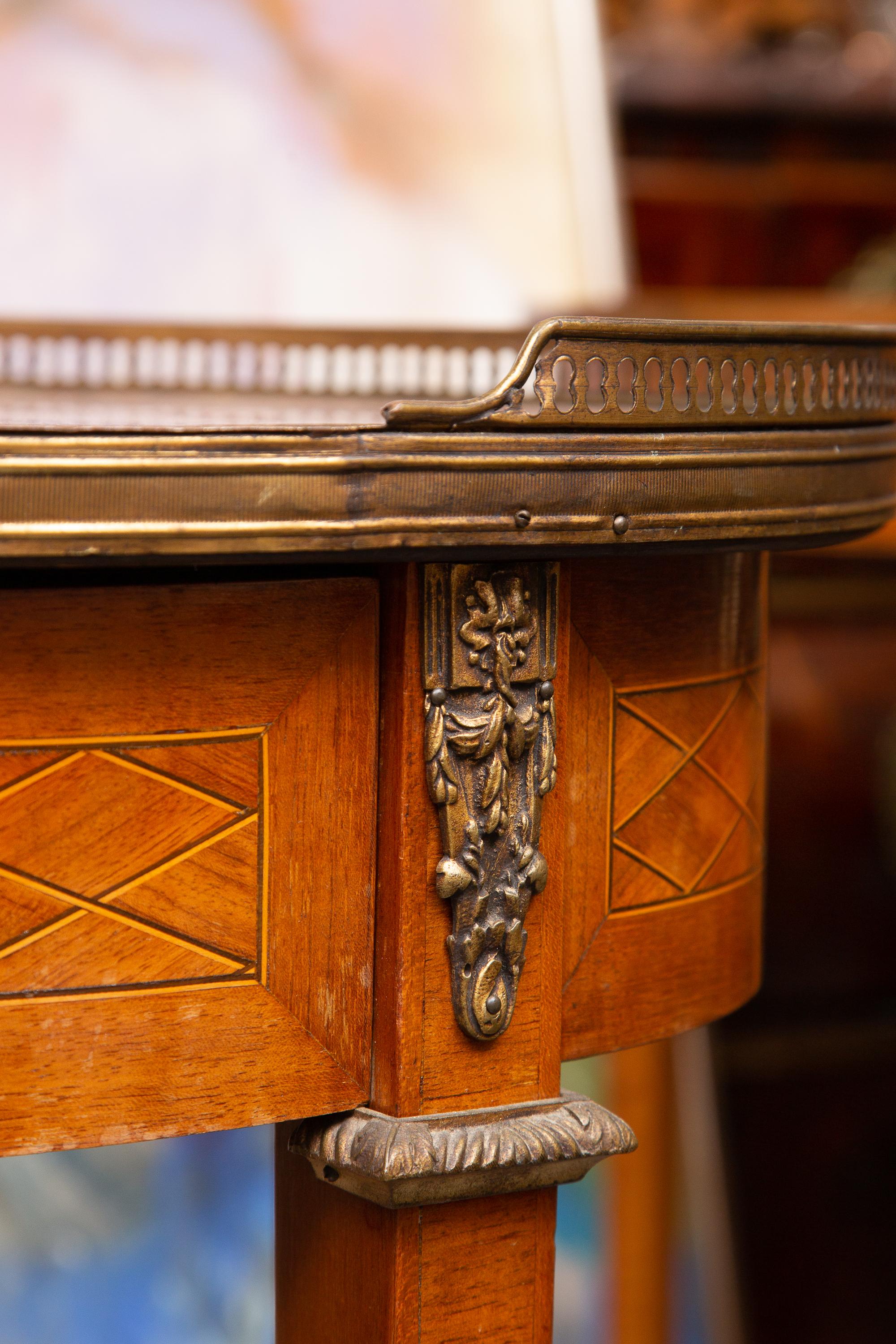 19th Century Mahogany Louis XVI Side Table with Marble Top For Sale 1