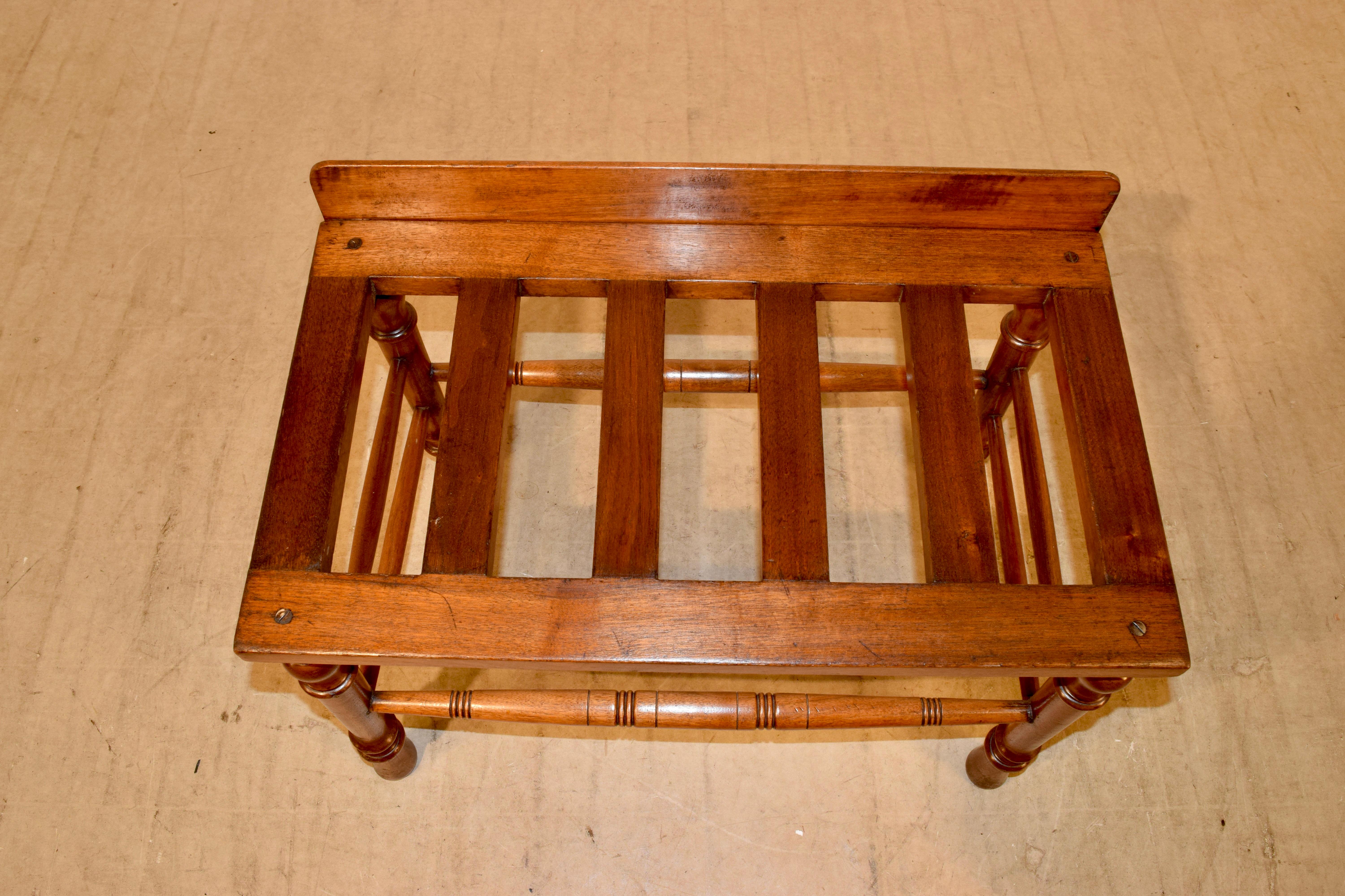 19th Century Mahogany Luggage Stand In Good Condition In High Point, NC