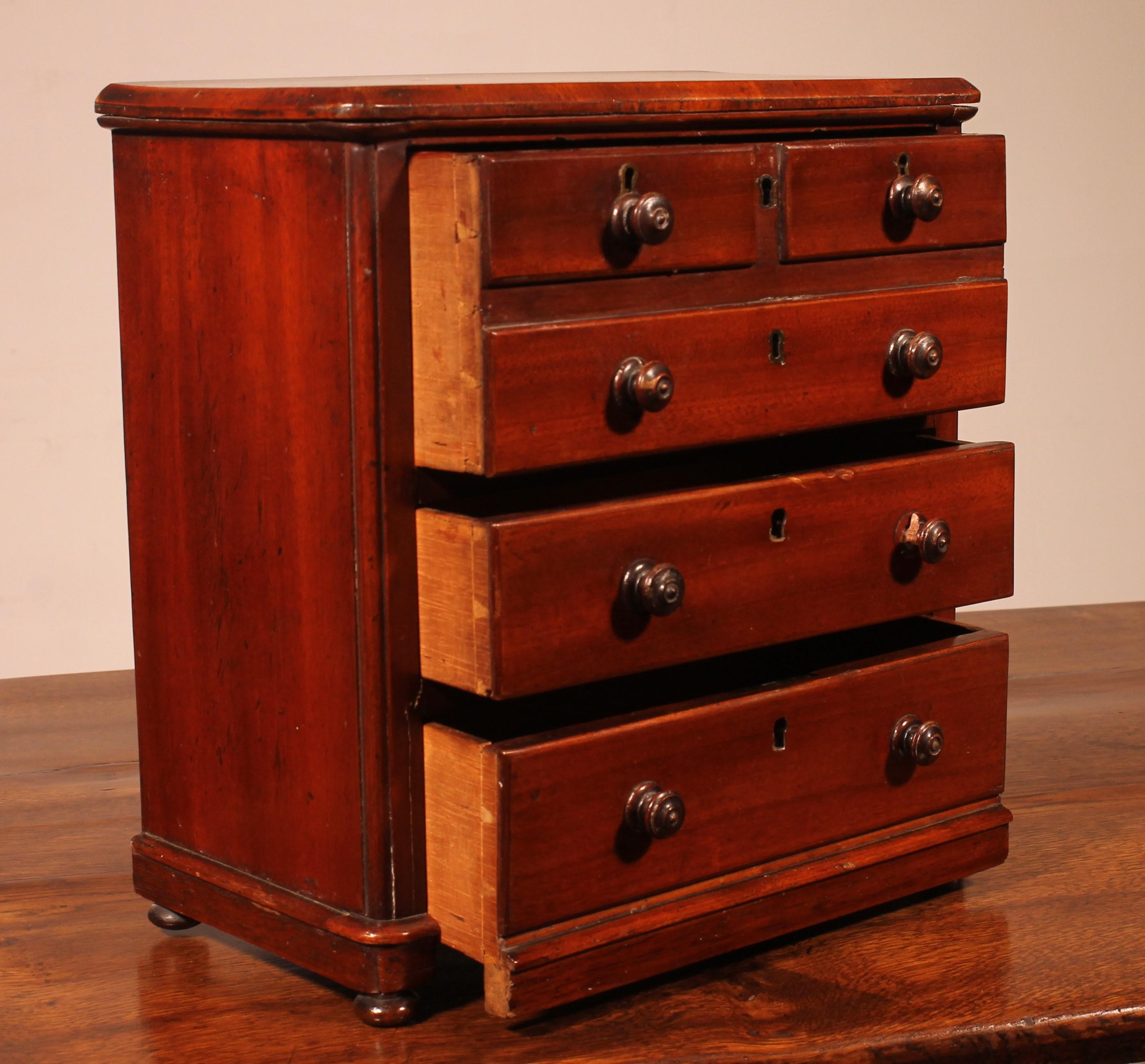 19th Century Mahogany Miniature Chest Of Drawers For Sale 4
