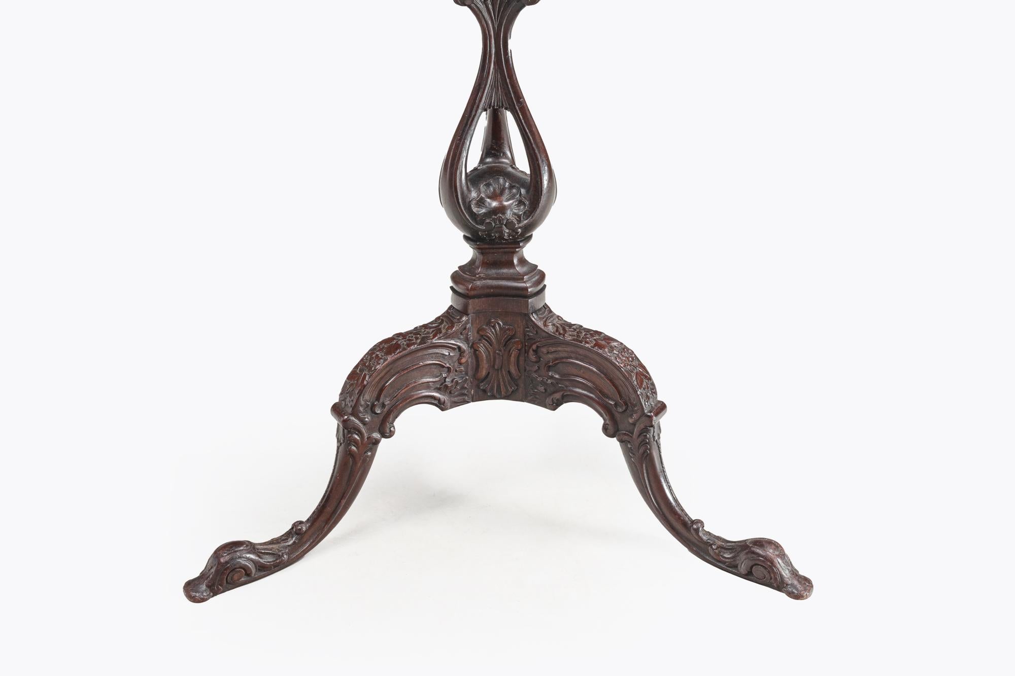 19th Century Mahogany Occasional Table In Excellent Condition For Sale In Dublin 8, IE