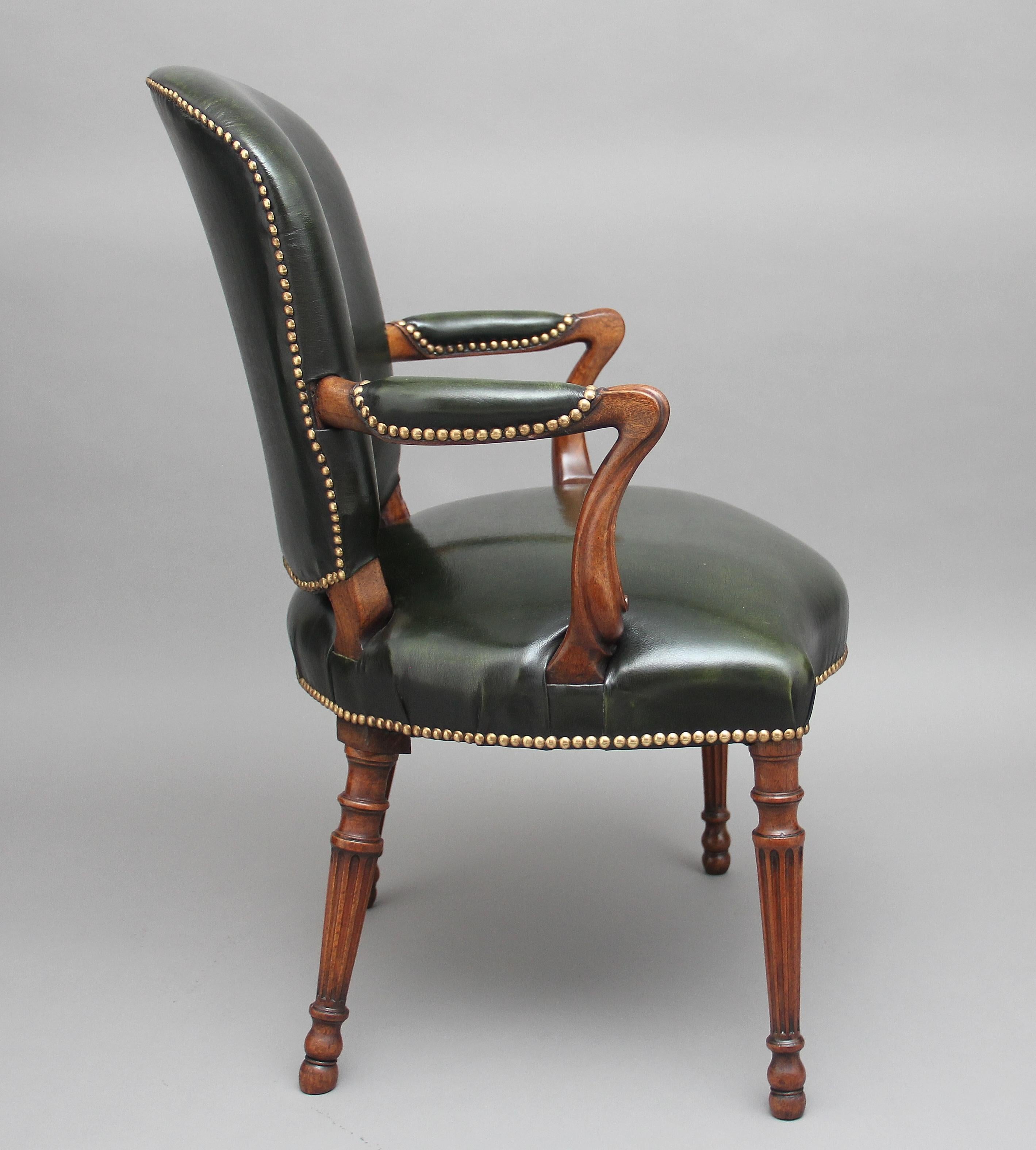Regency 19th Century Mahogany Open Armchair For Sale
