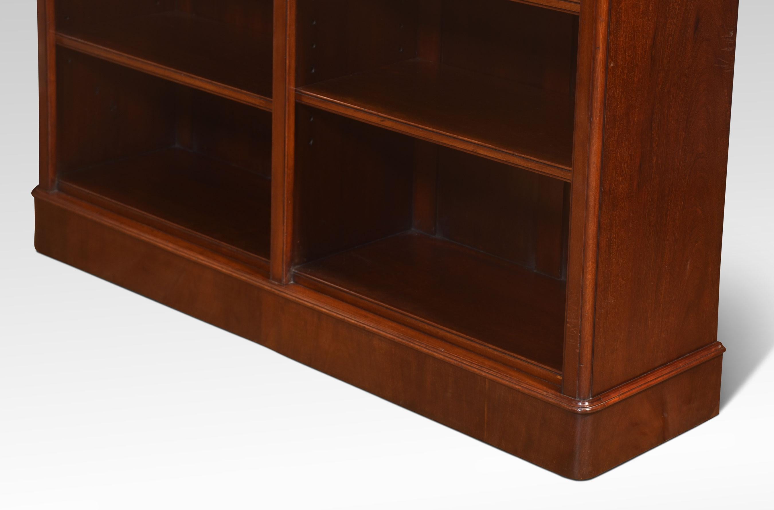 19th century mahogany open bookcase In Good Condition In Cheshire, GB
