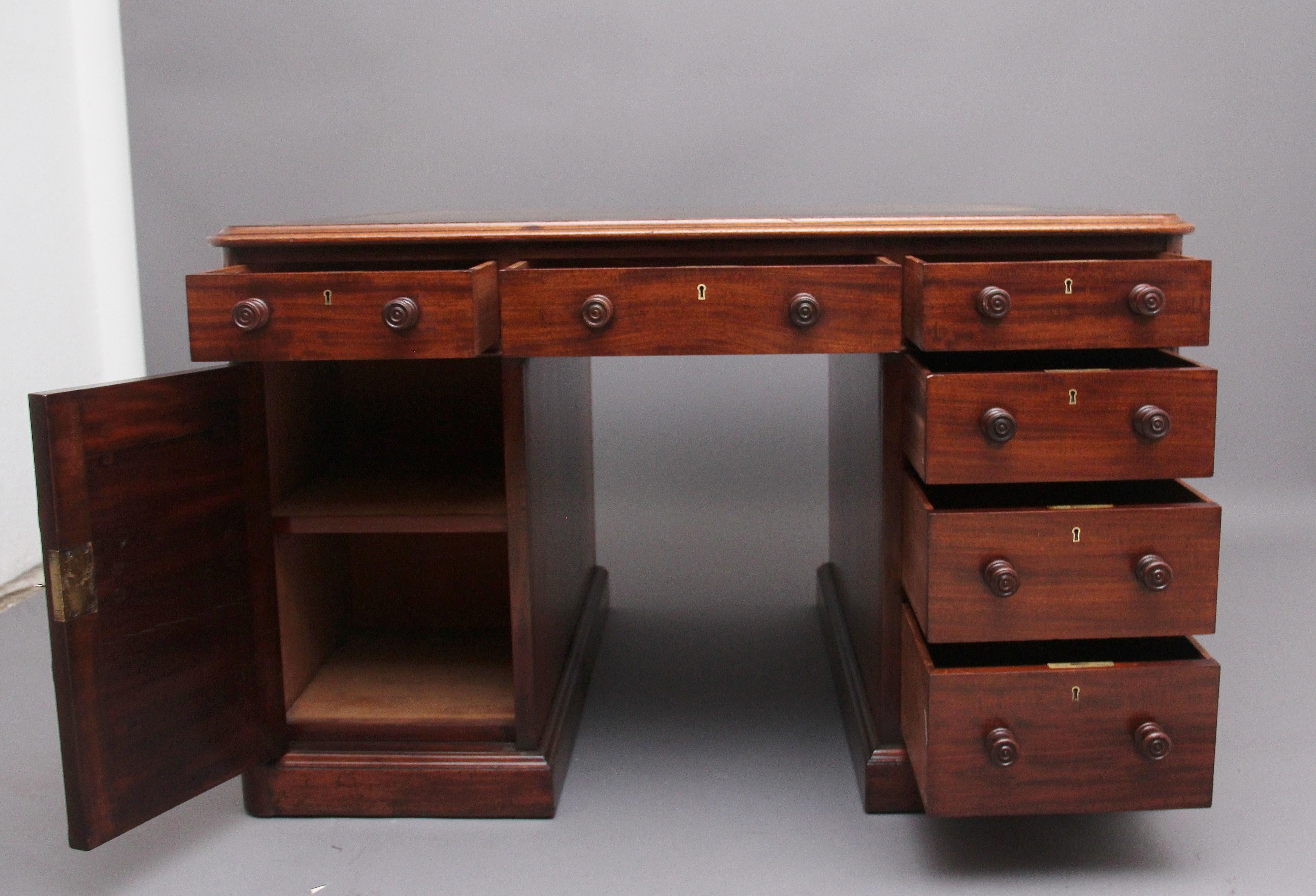 Early Victorian 19th Century Mahogany Partners Desk Stamped Gillows