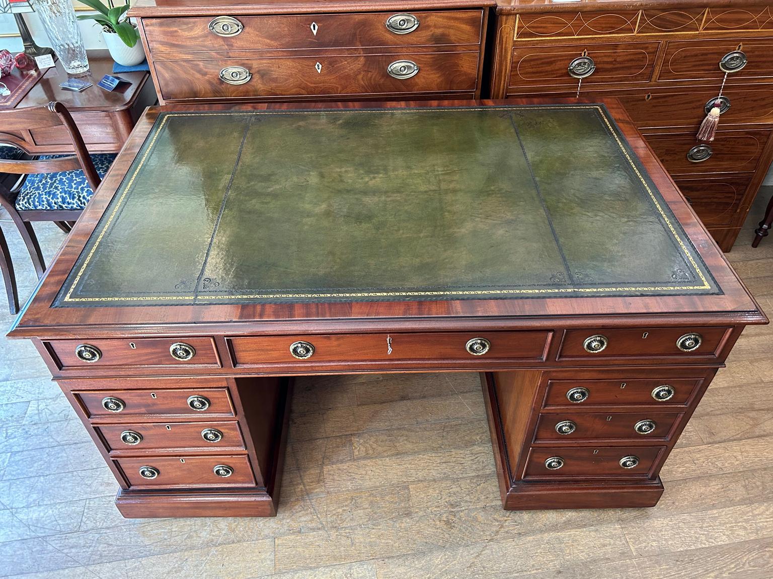 Hand-Crafted 19th Century Mahogany Partners Pedestal Desk by S&H Jewell London Cabinet Makers