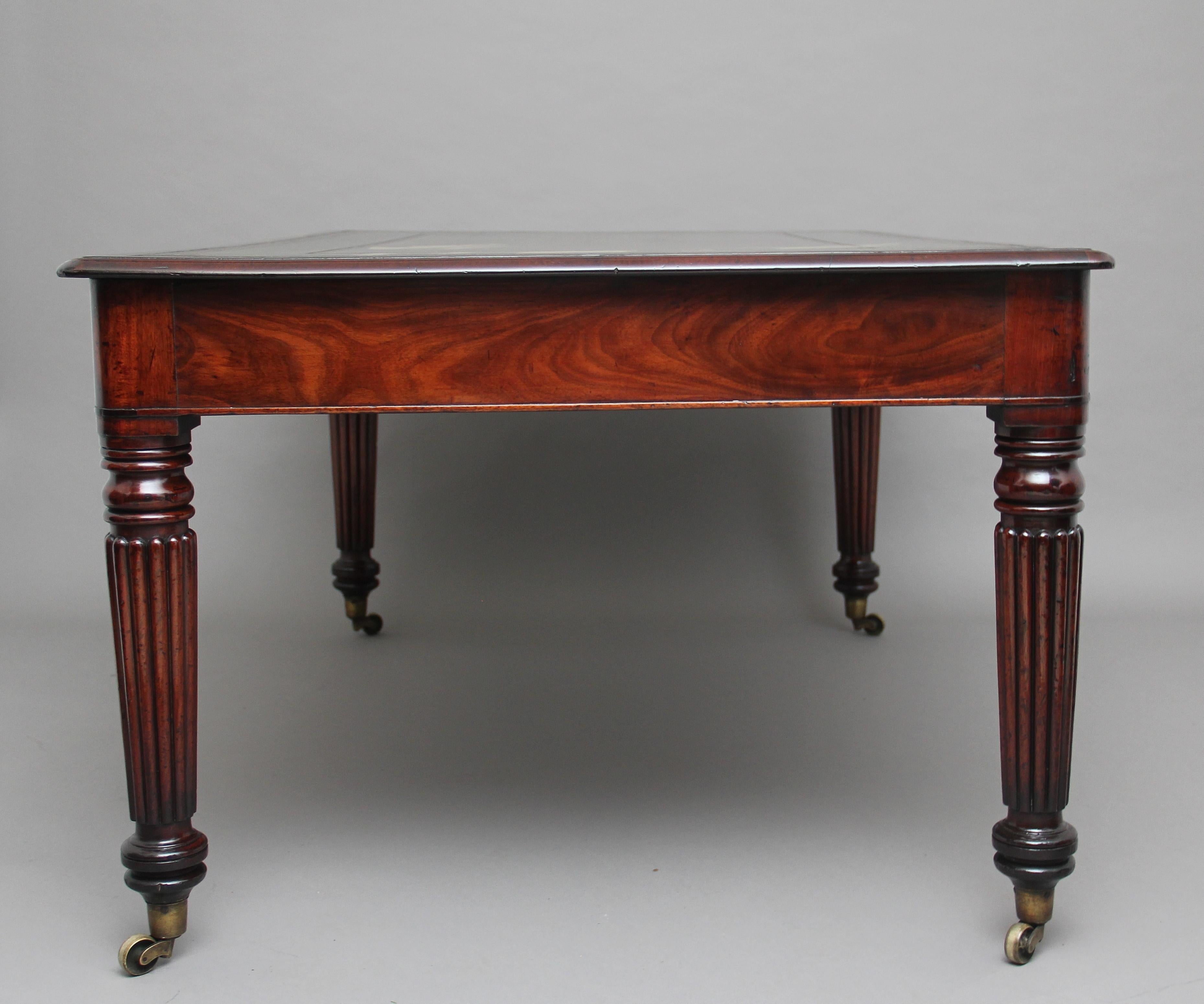 Mid-19th Century 19th Century mahogany partners writing desk For Sale