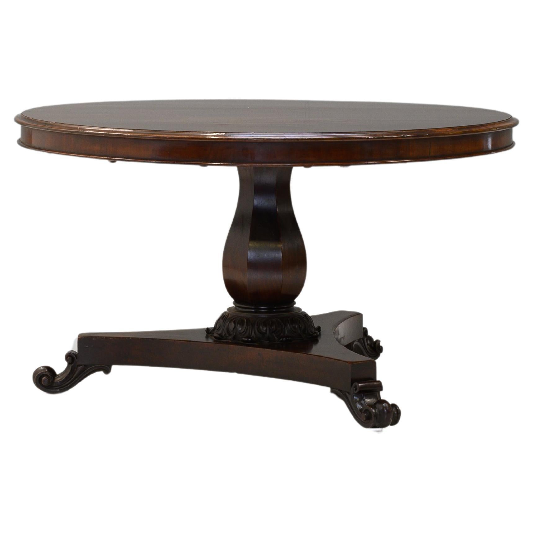 Mesa de pedestal de caoba del siglo XIX