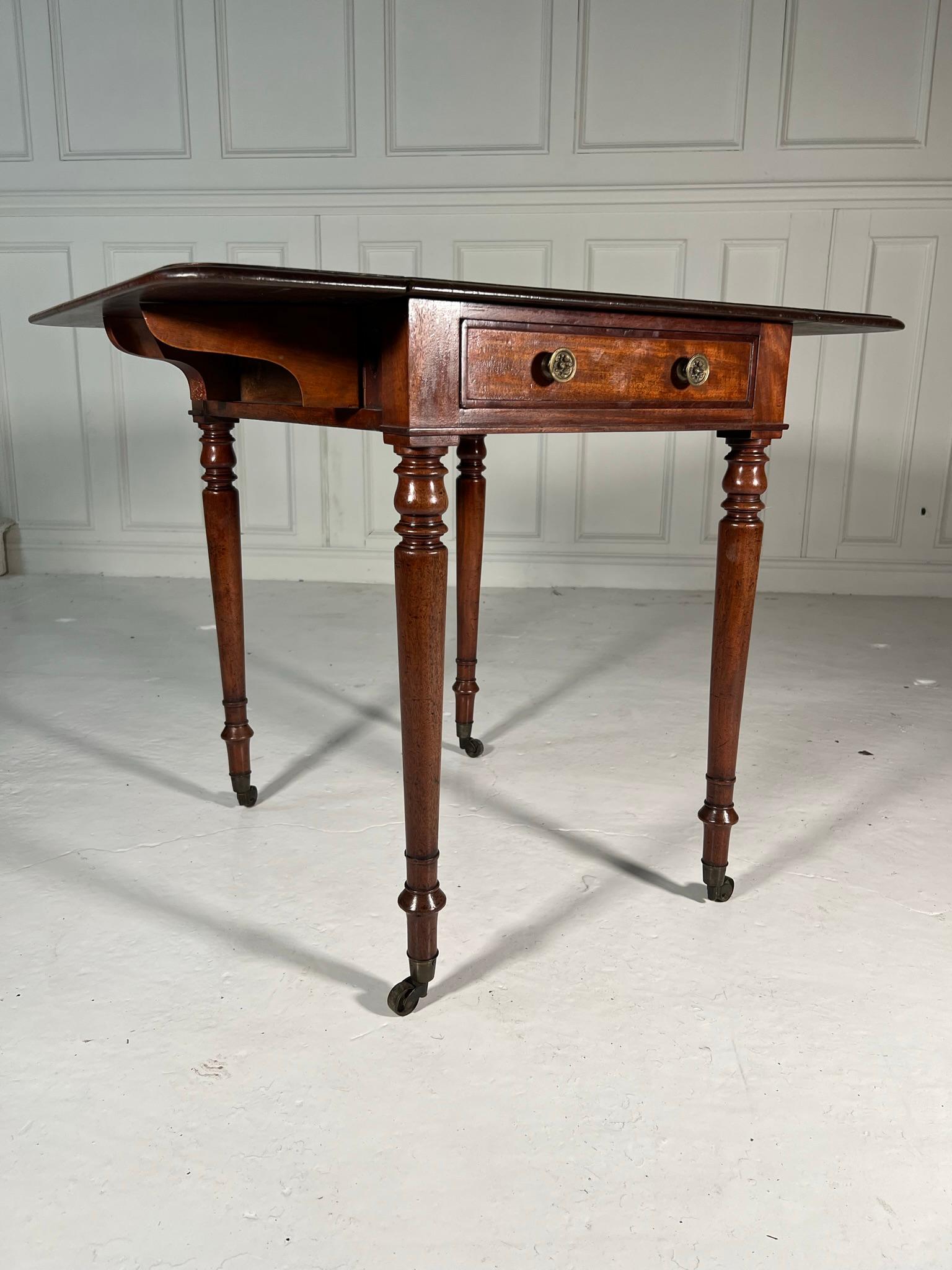 European 19th Century Mahogany Pembroke Table
