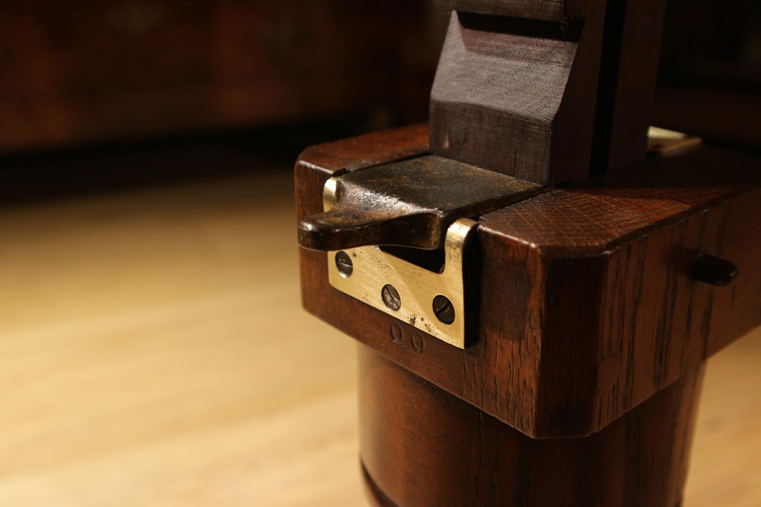 19th Century Mahogany Reading Table / Bed Stand In Good Condition In Eindhoven, NL