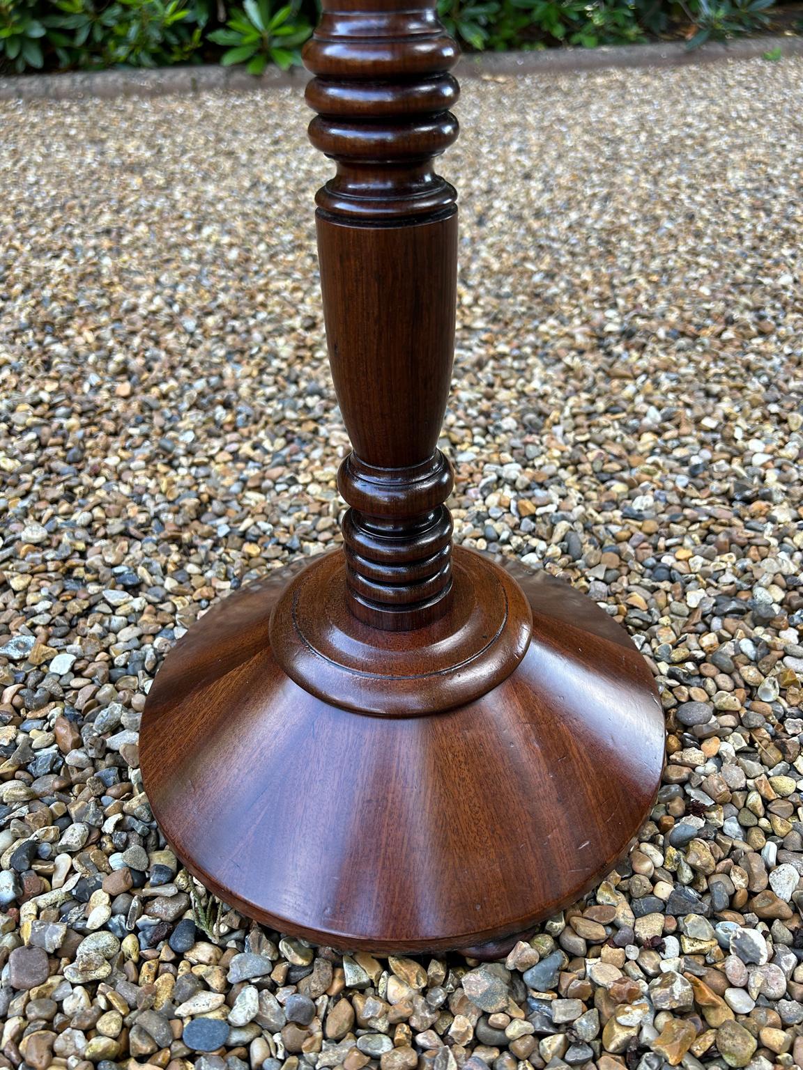 19th Century Mahogany & Rosewood Circular Chess Table 2