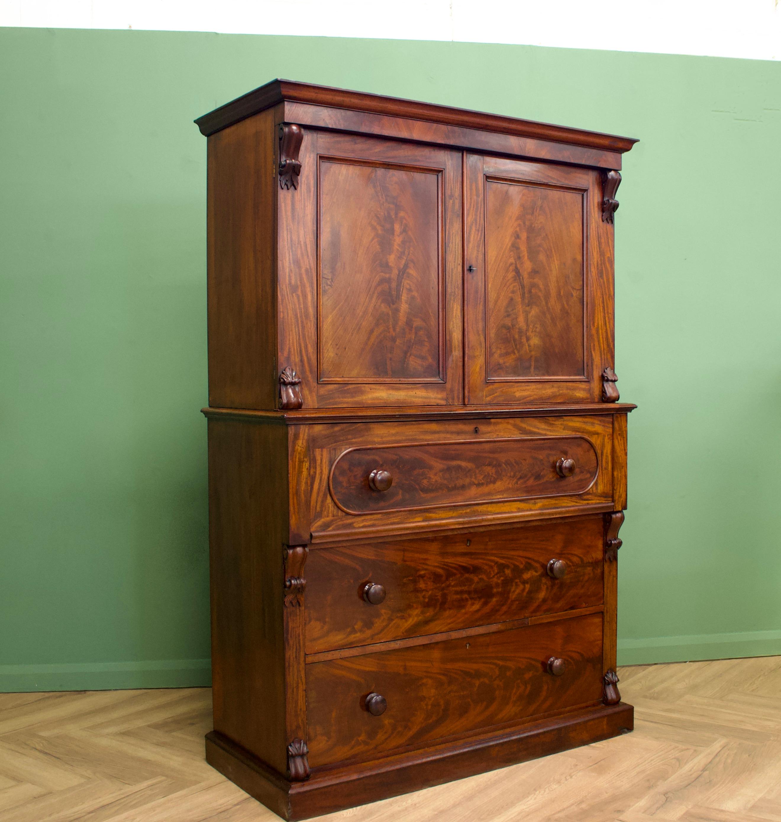 19th Century Mahogany Secretaire Bookcase In Good Condition In South Shields, GB