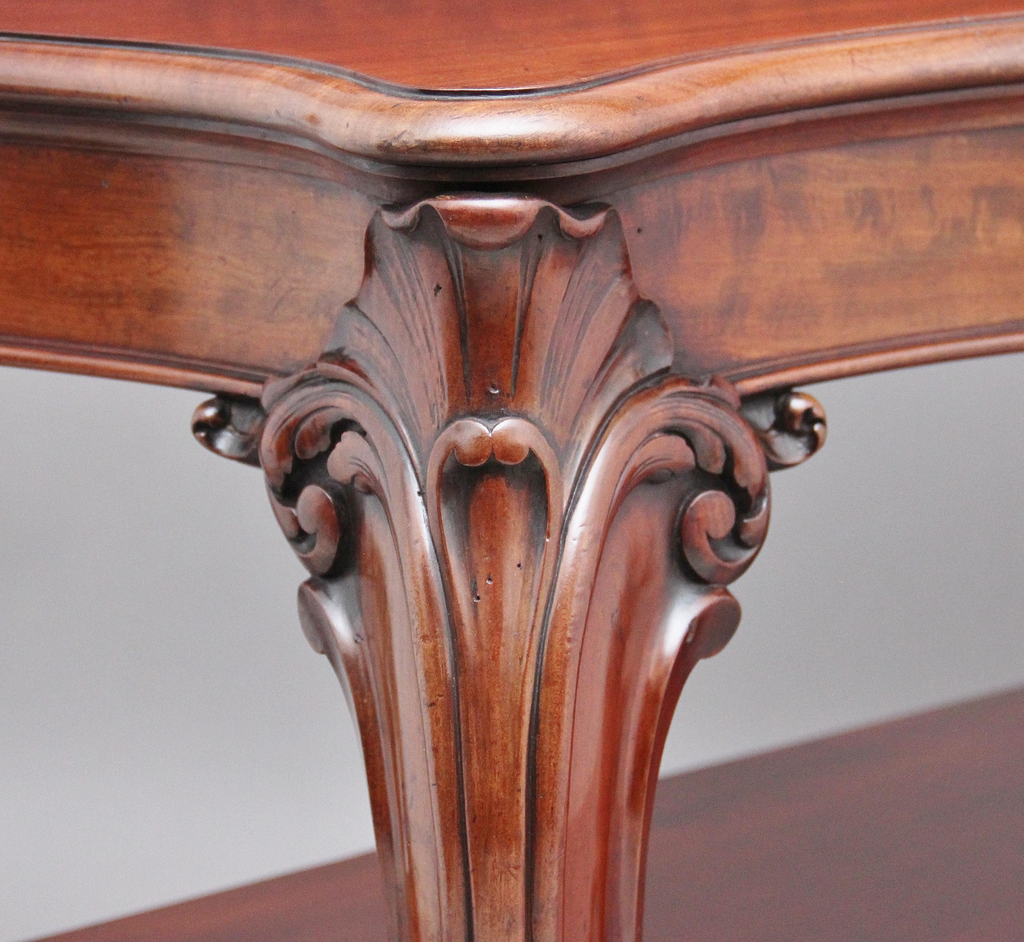 19th Century Mahogany Serving Table For Sale 2
