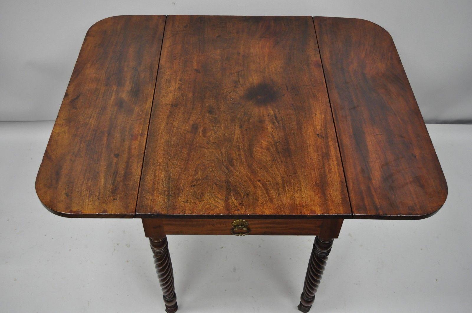 American 19th Century Mahogany Sheraton Drop Leaf Dining Table Turn Carved Spiral Legs For Sale