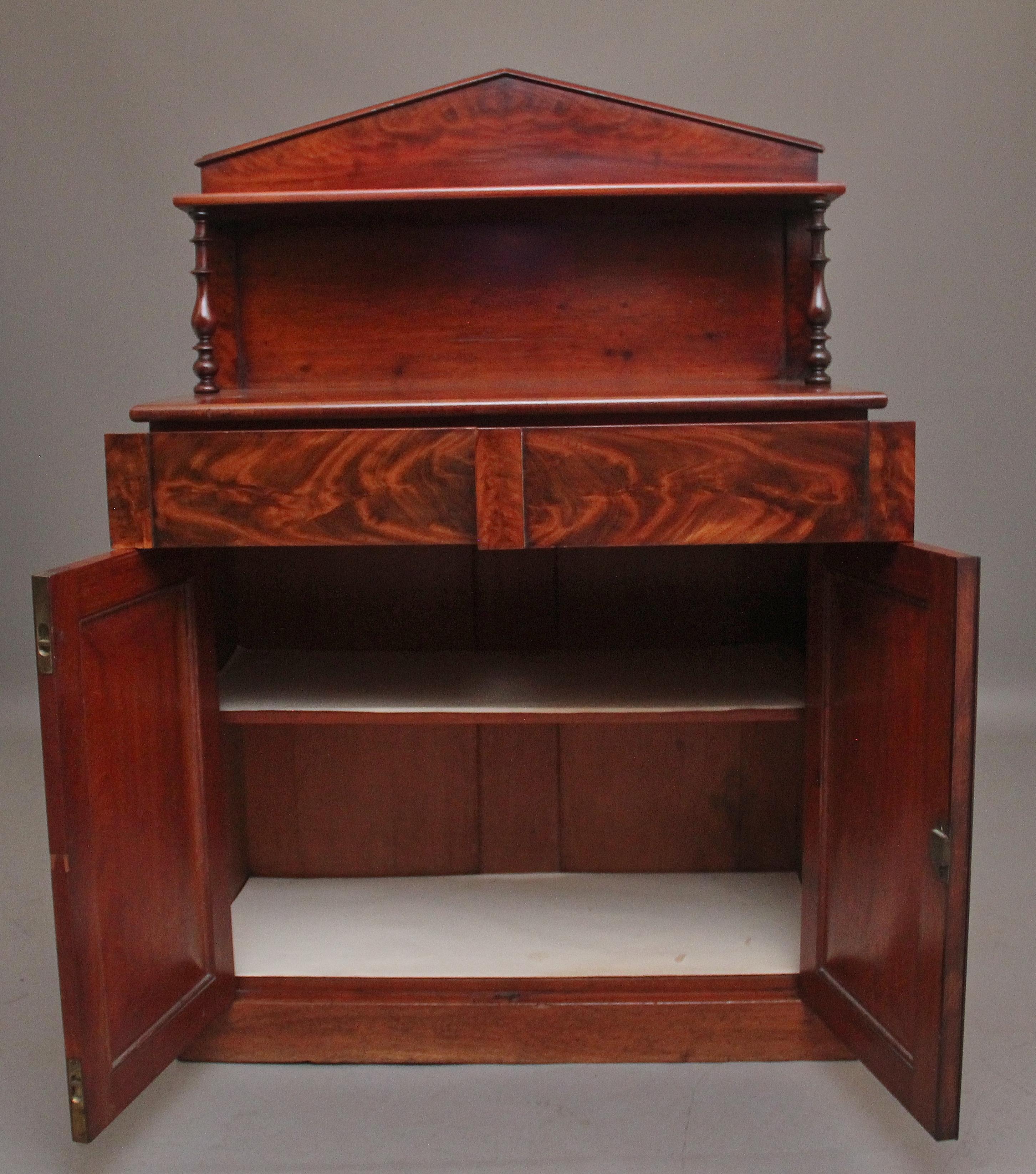 William IV 19th Century mahogany side cabinet For Sale