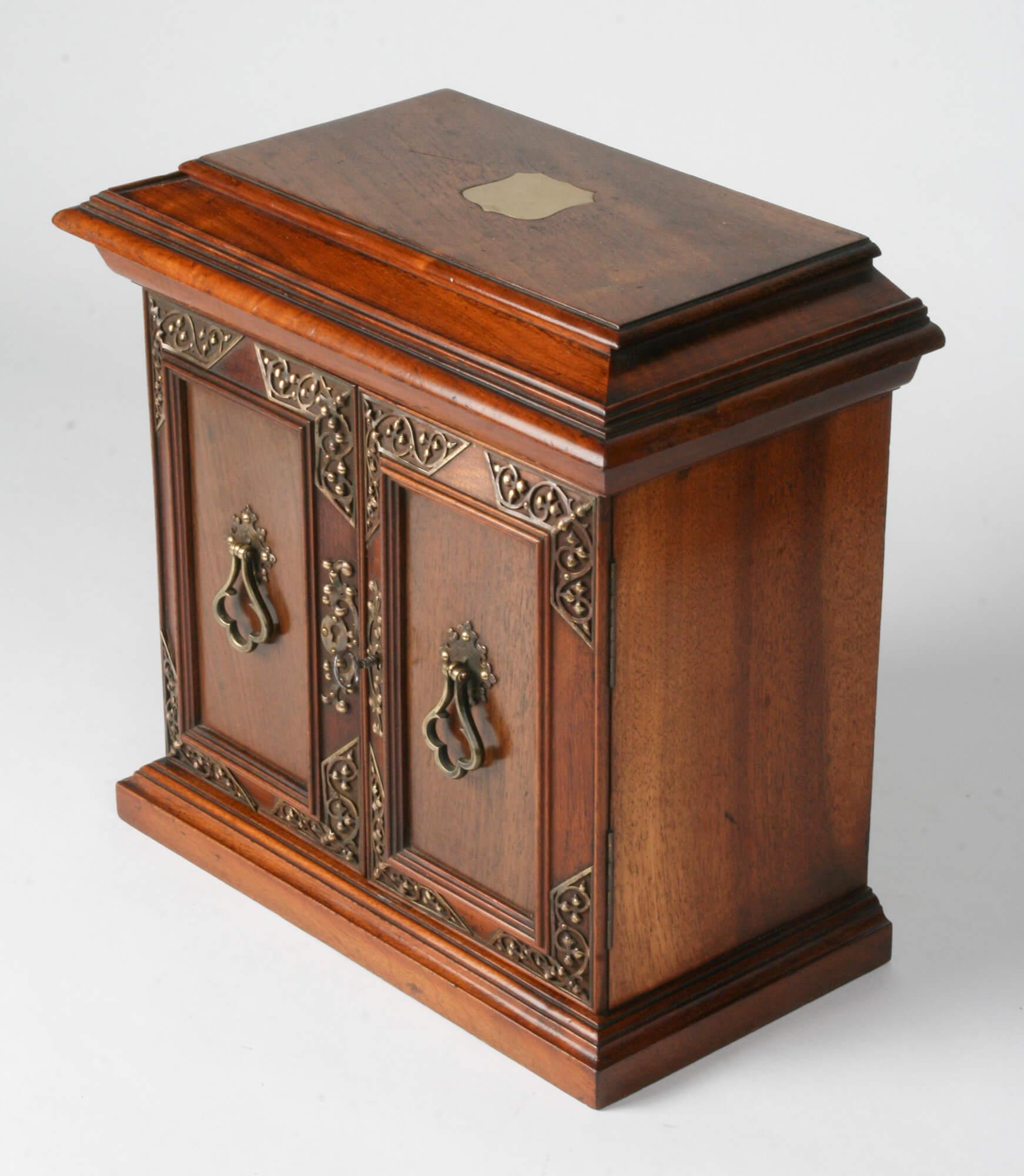 Woodwork 19th Century Mahogany Storage Box