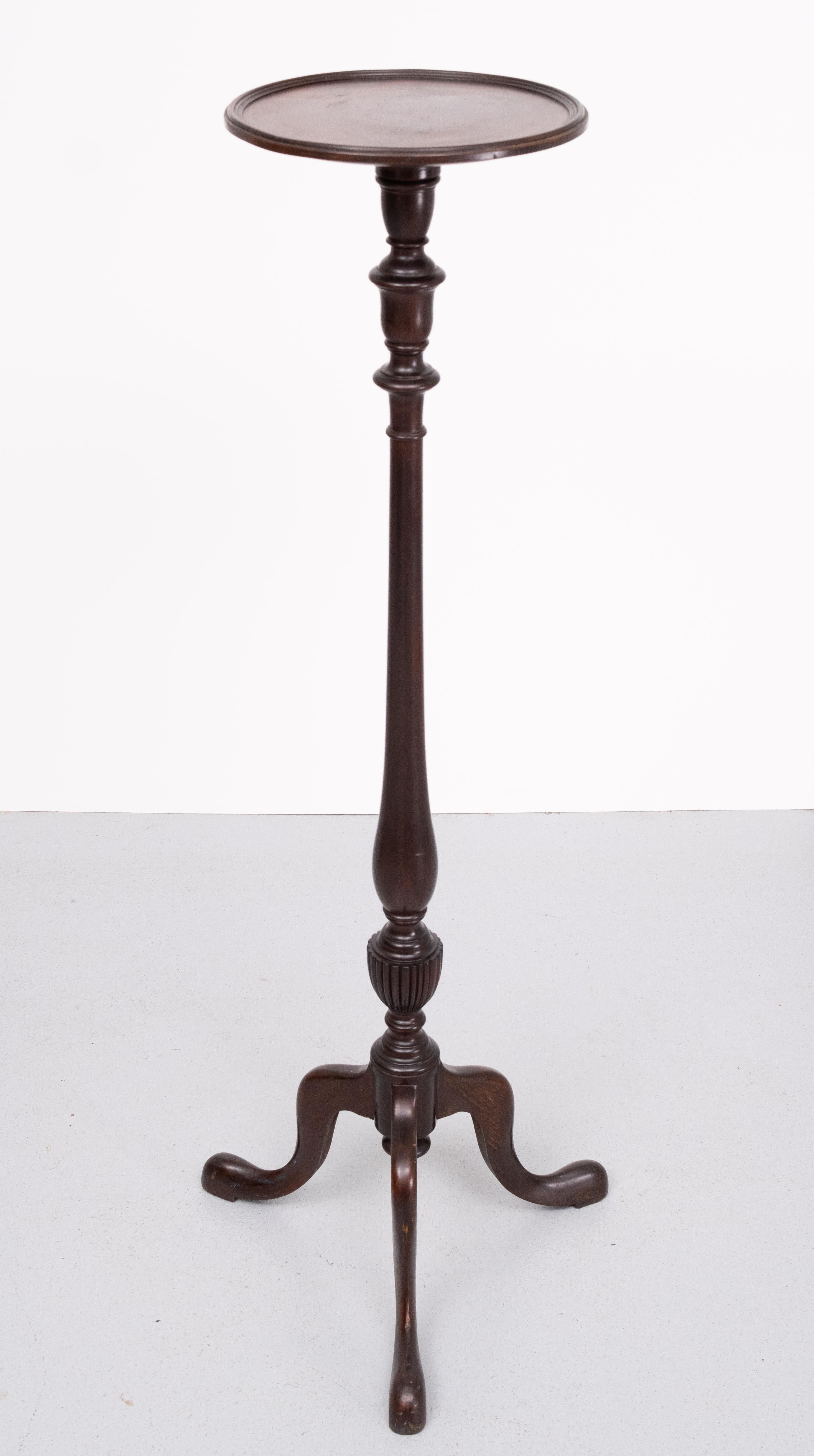English 19th Century Mahogany tall Torchere Stand   For Sale