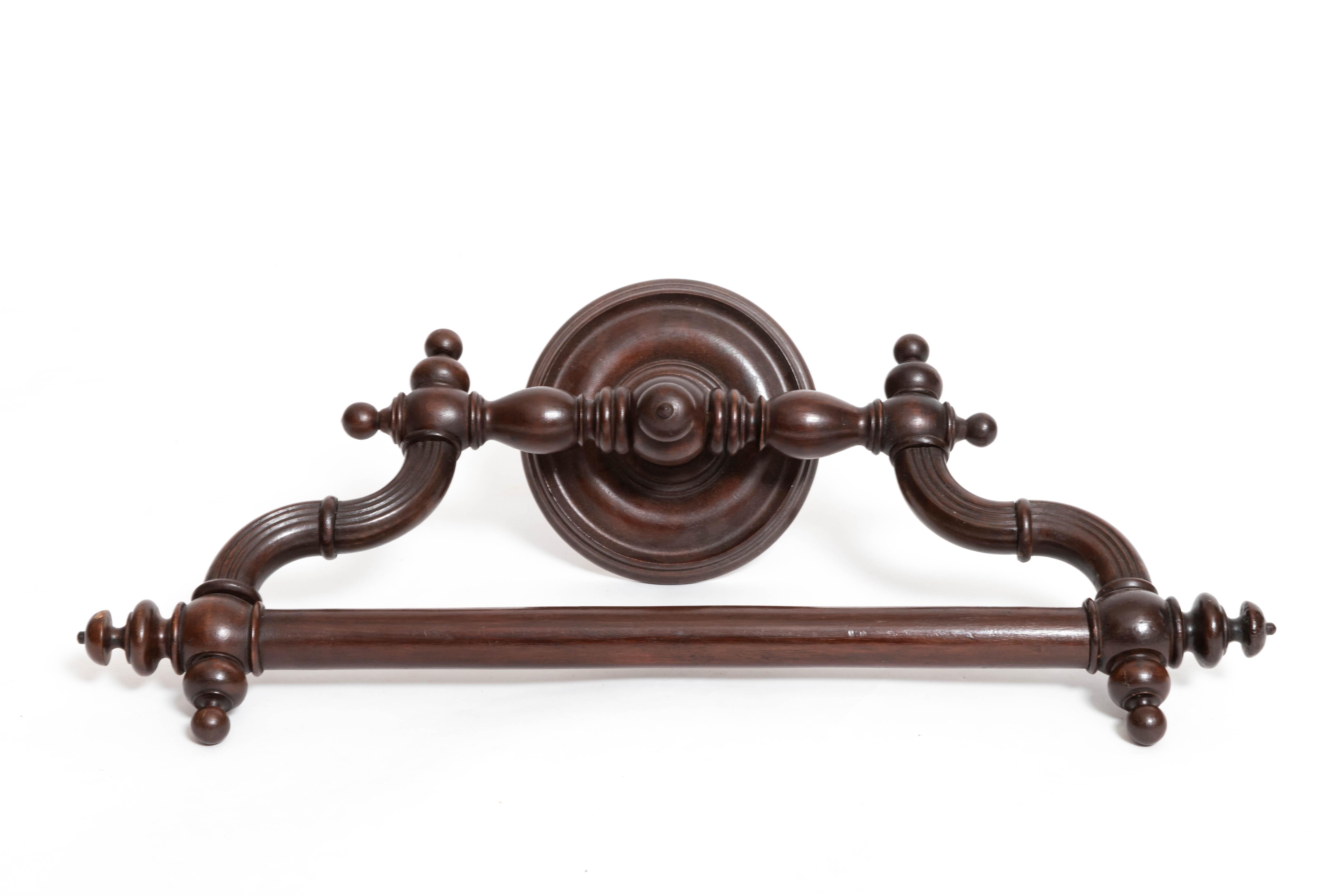 19th Century Mahogany Towel Bar In Good Condition For Sale In East Hampton, NY