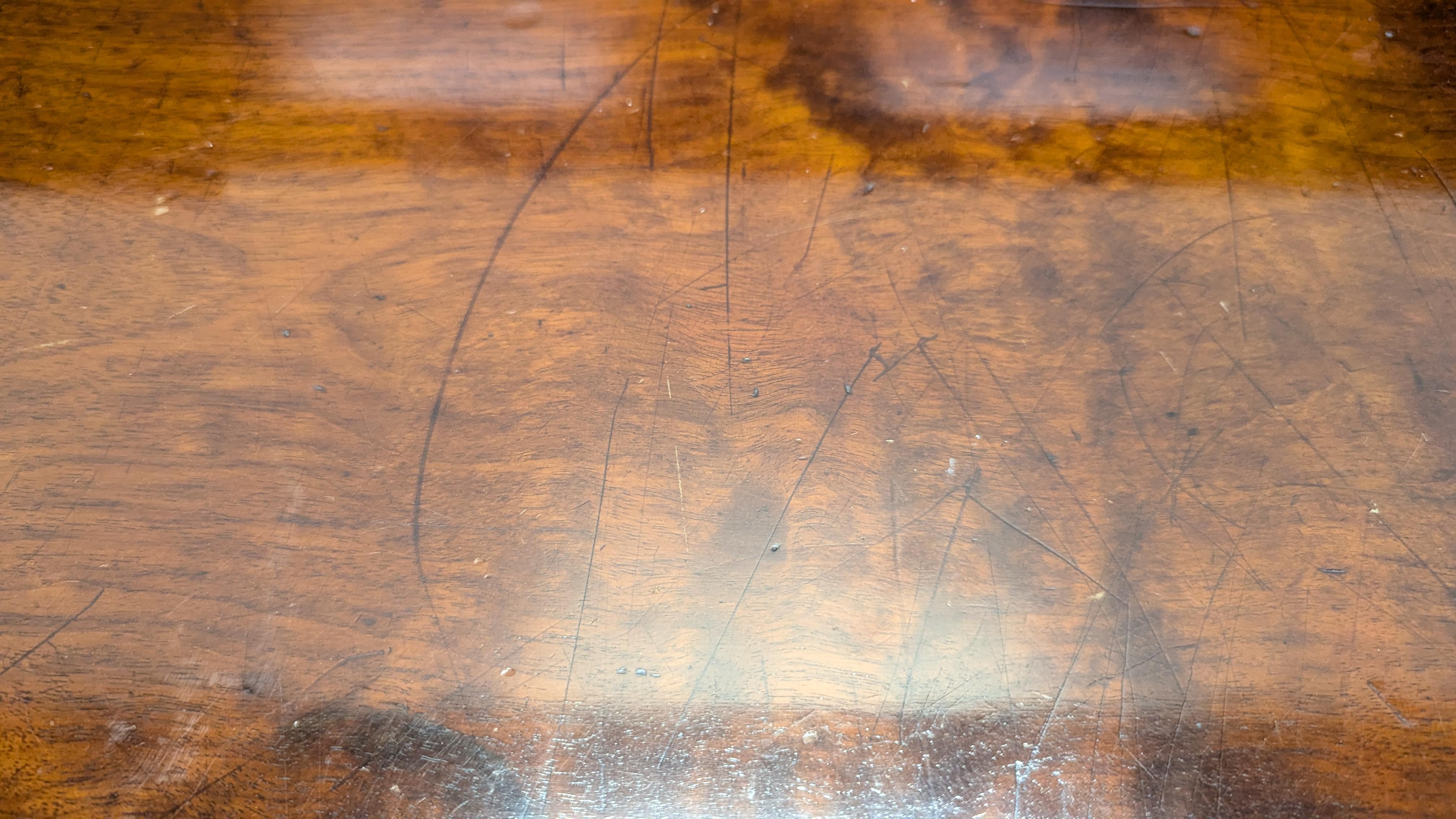 Credenza a due piedistalli in mogano del XIX secolo in vendita 11