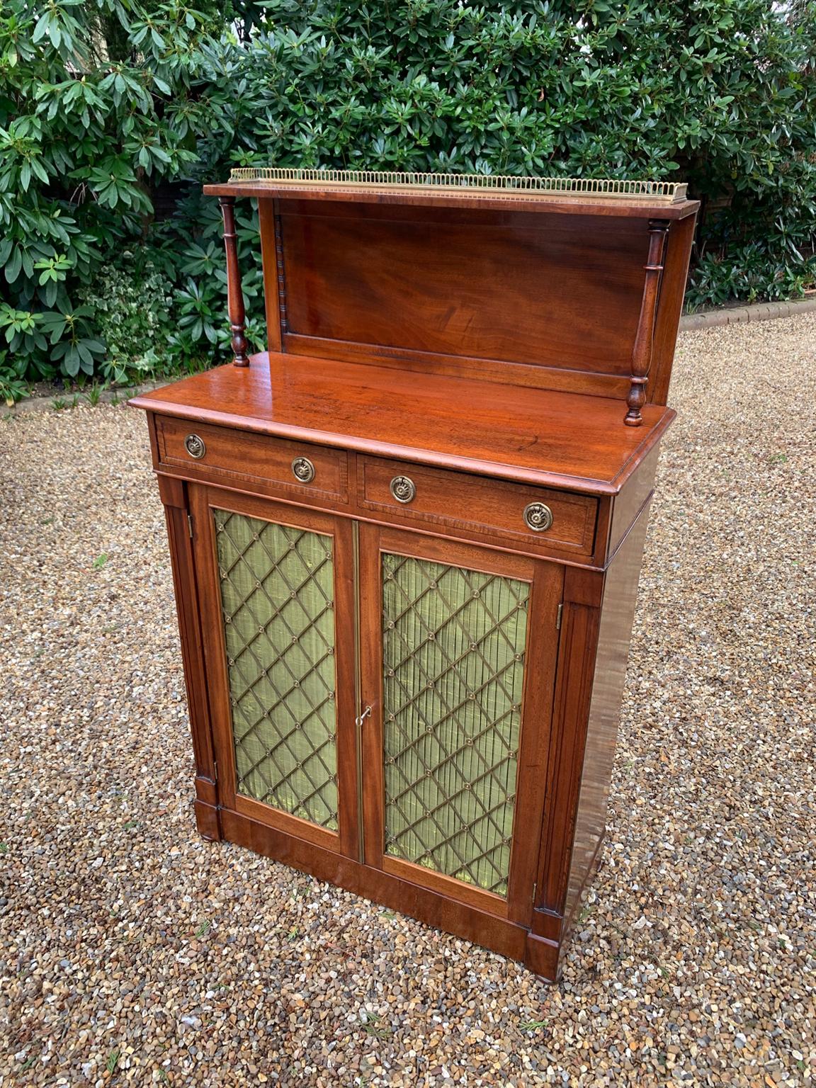 Hand-Crafted 19th Century Mahogany Victorian Chiffonier