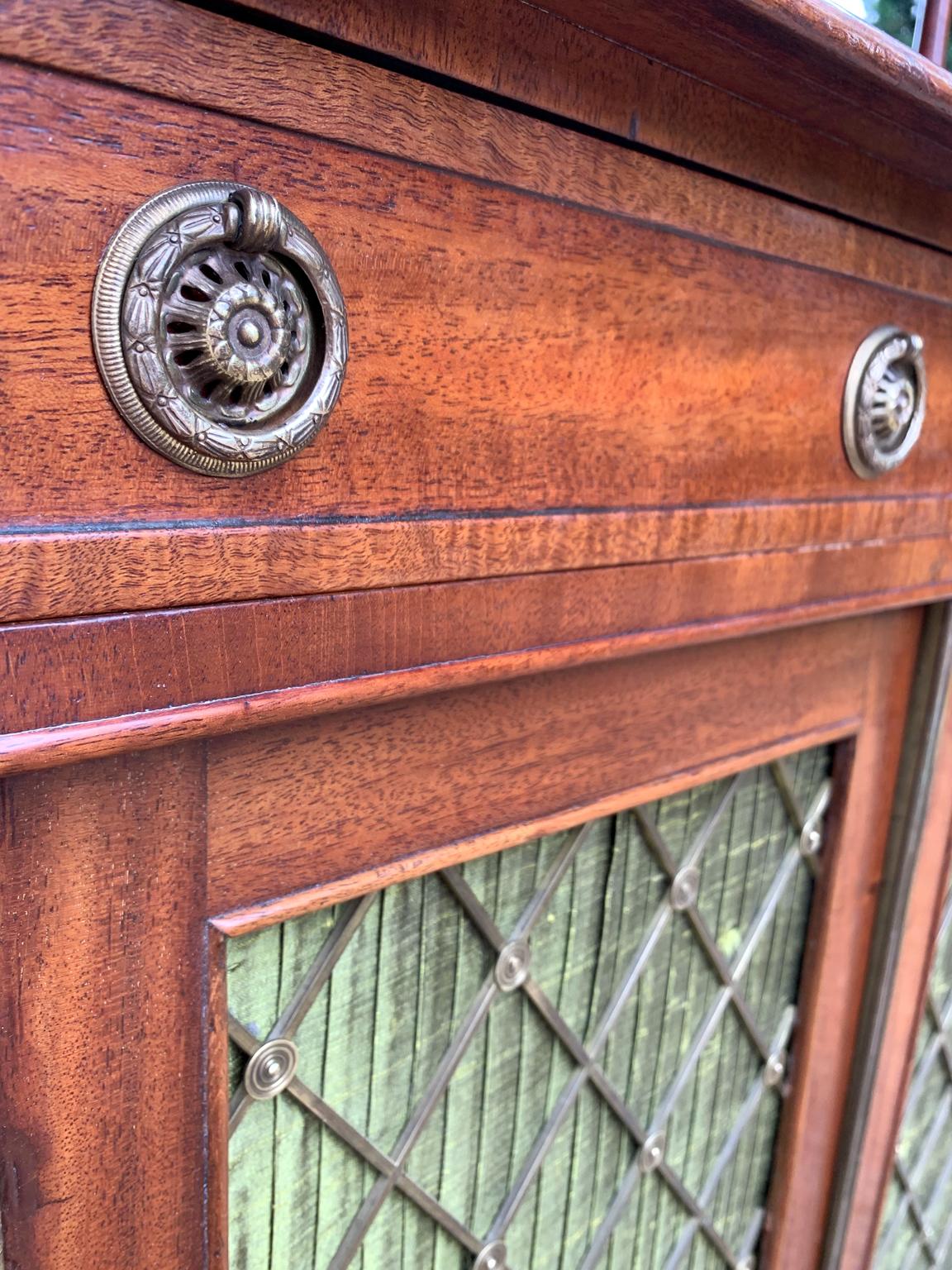 19th Century Mahogany Victorian Chiffonier 4