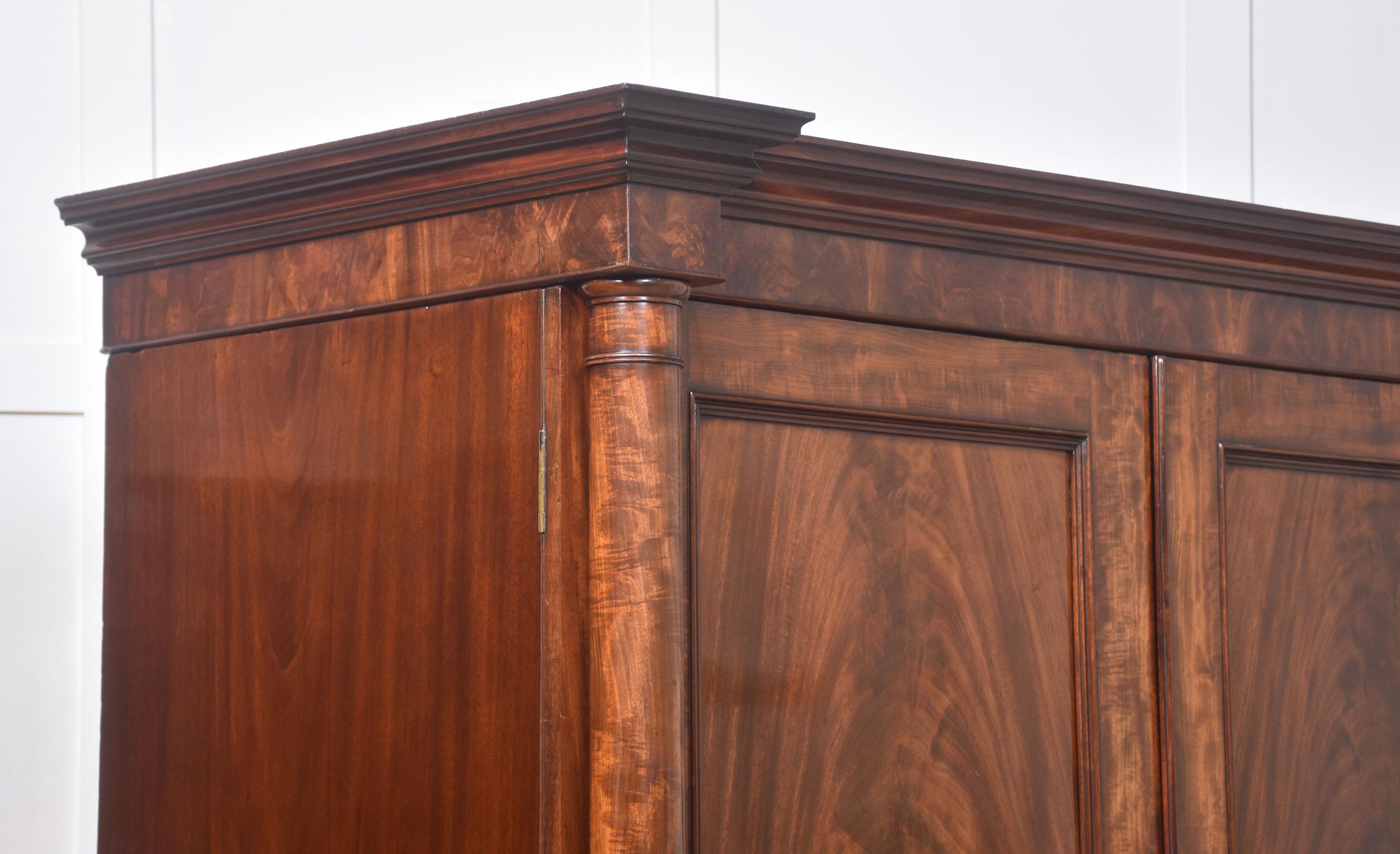 19th century Mahogany wardrobe 1