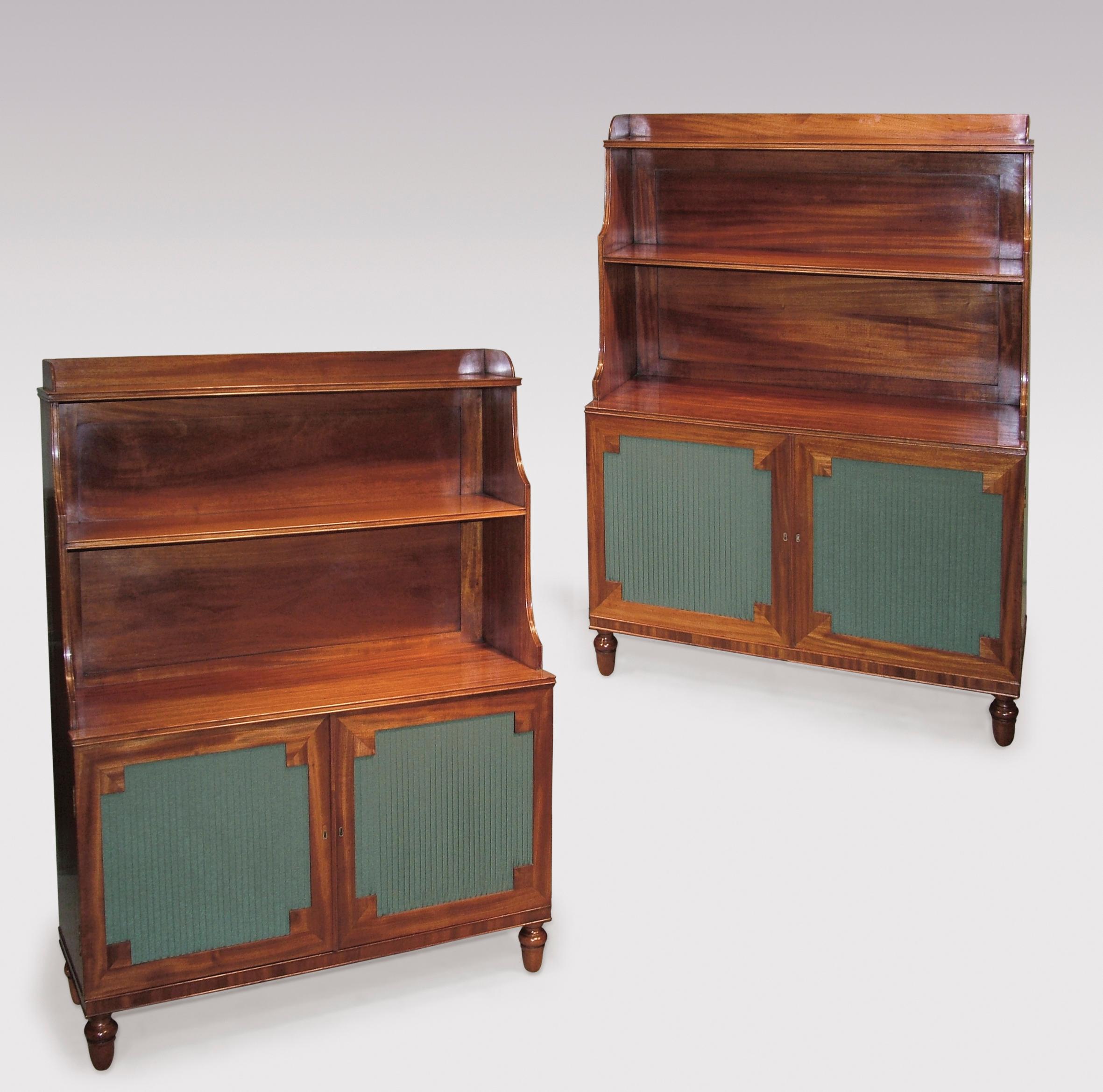 Regency 19th Century Mahogany Waterfall Bookshelves with Panelled Doors For Sale