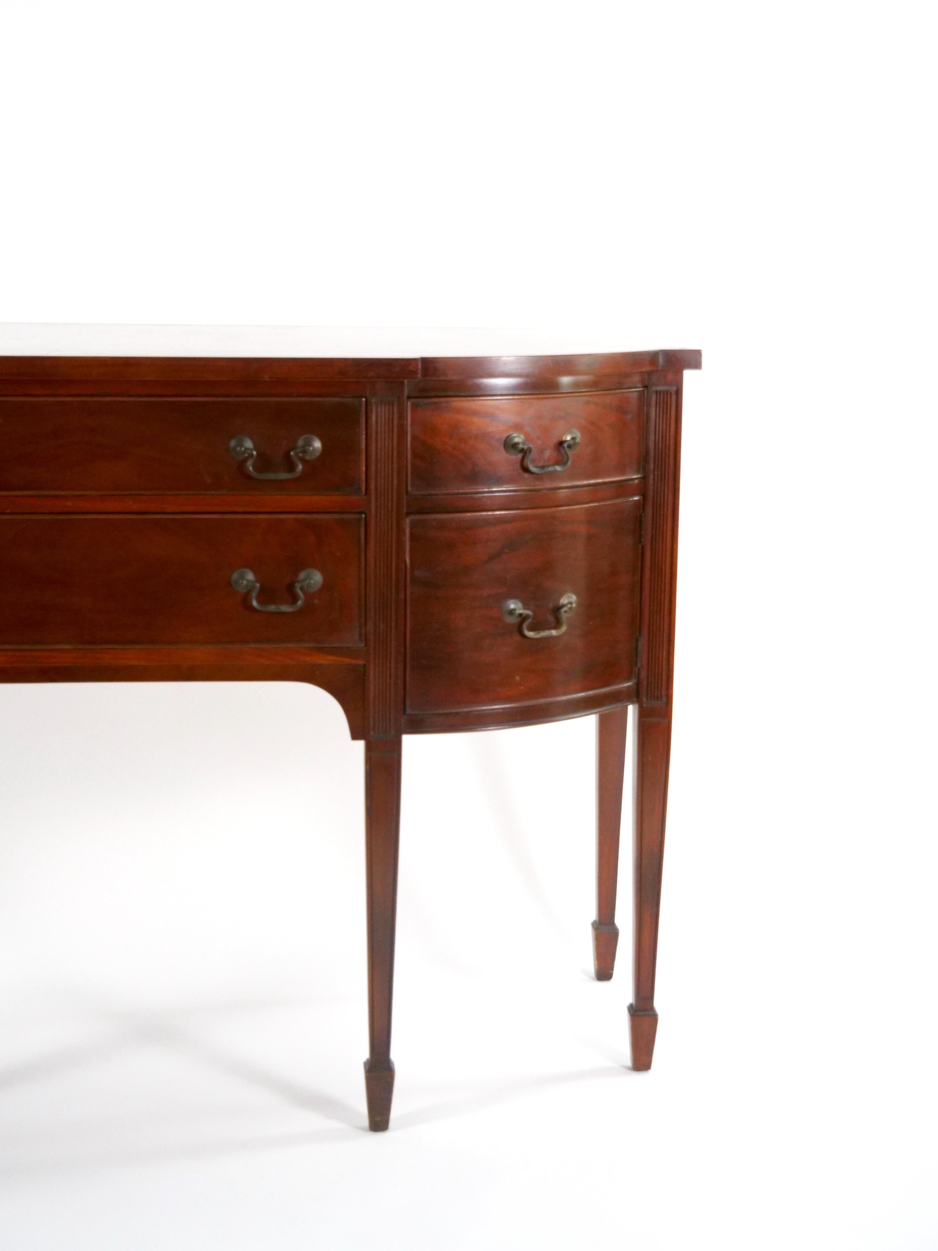 American 19th century Mahogany Wood Bow Front Buffet / Server  For Sale