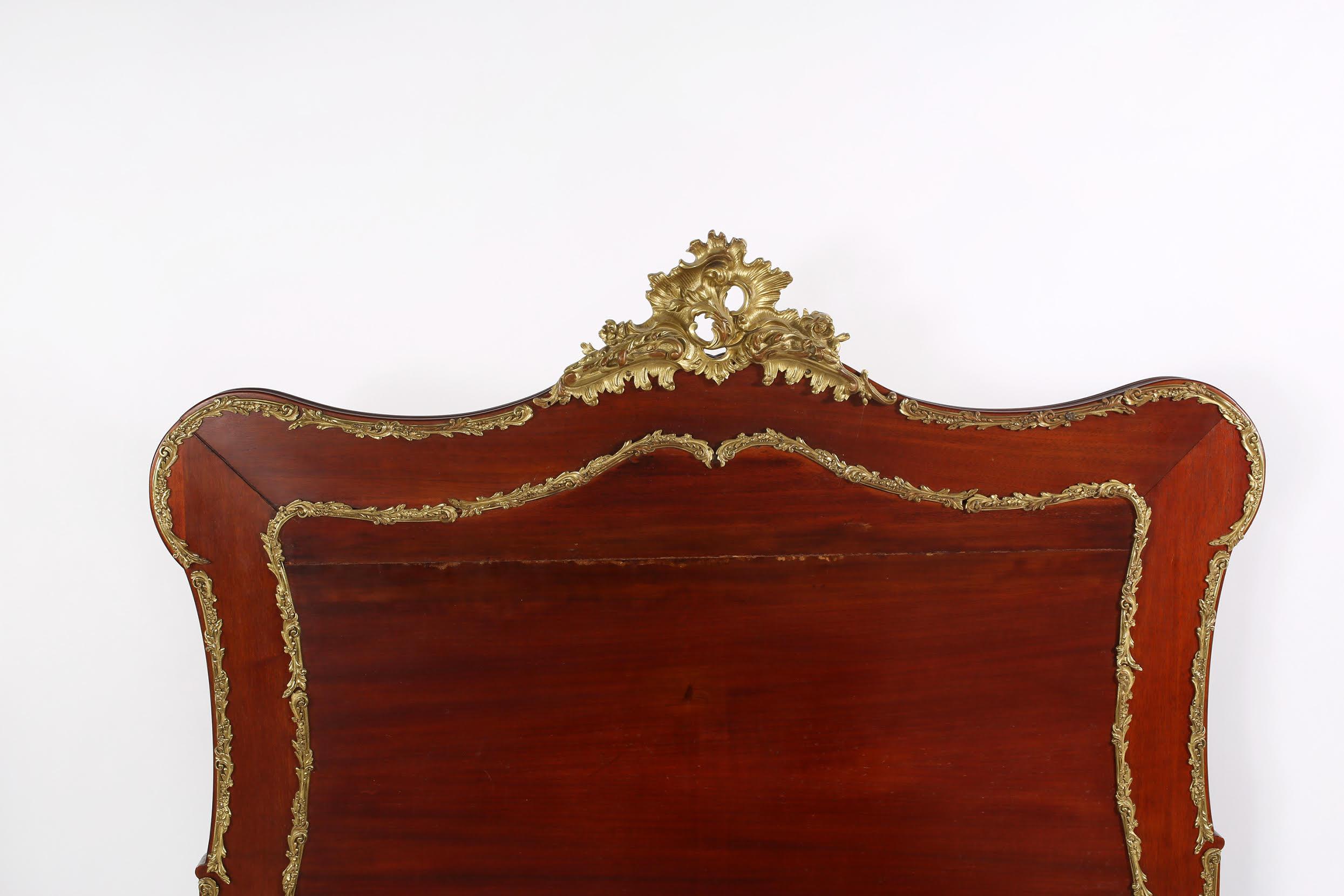 Hand-Carved 19th Century Mahogany Wood / Bronze Details Pair Twin Bed For Sale