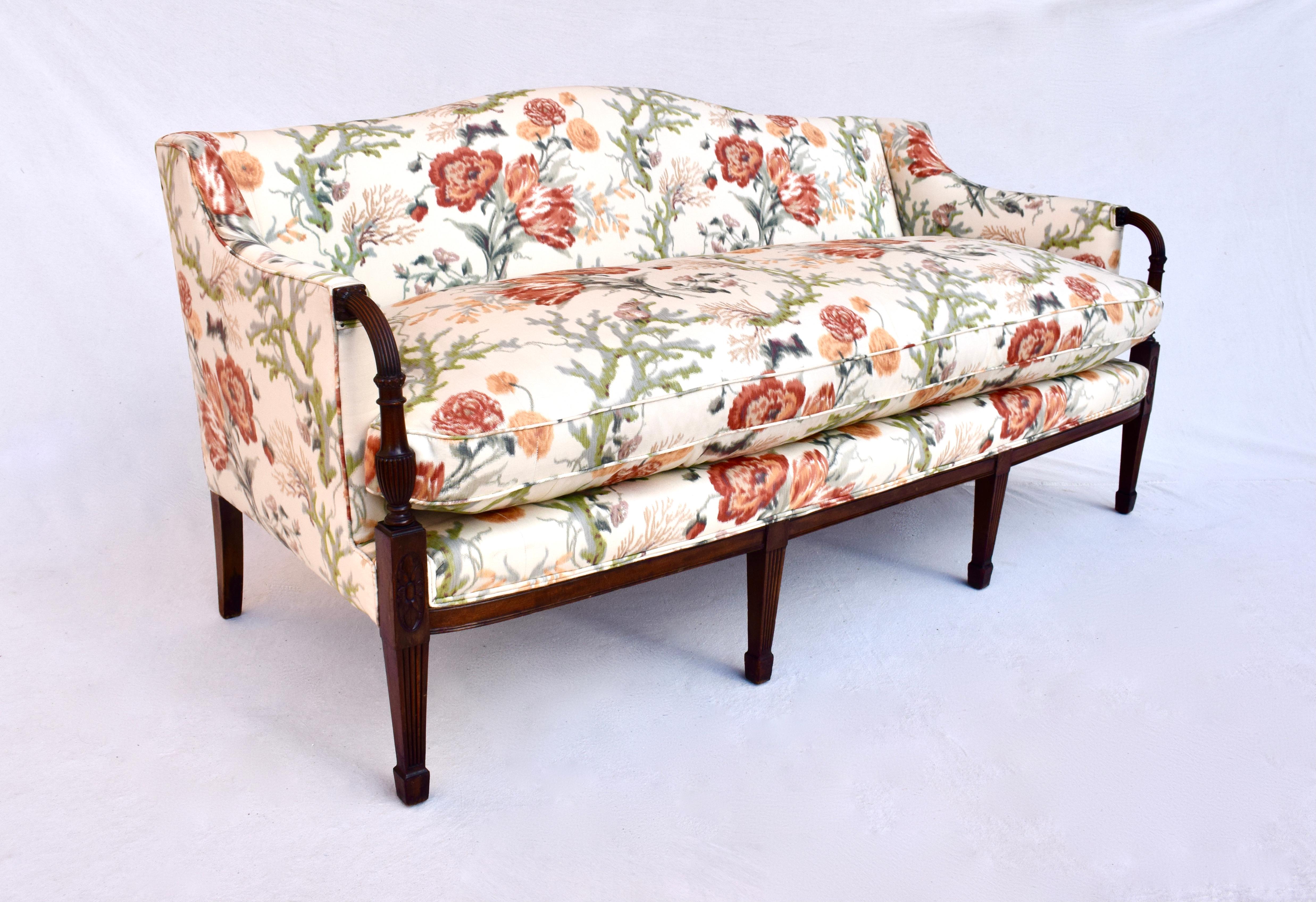 19th Century Mahogany Wood Federal Sheraton Style Sofa In Good Condition In Southampton, NJ