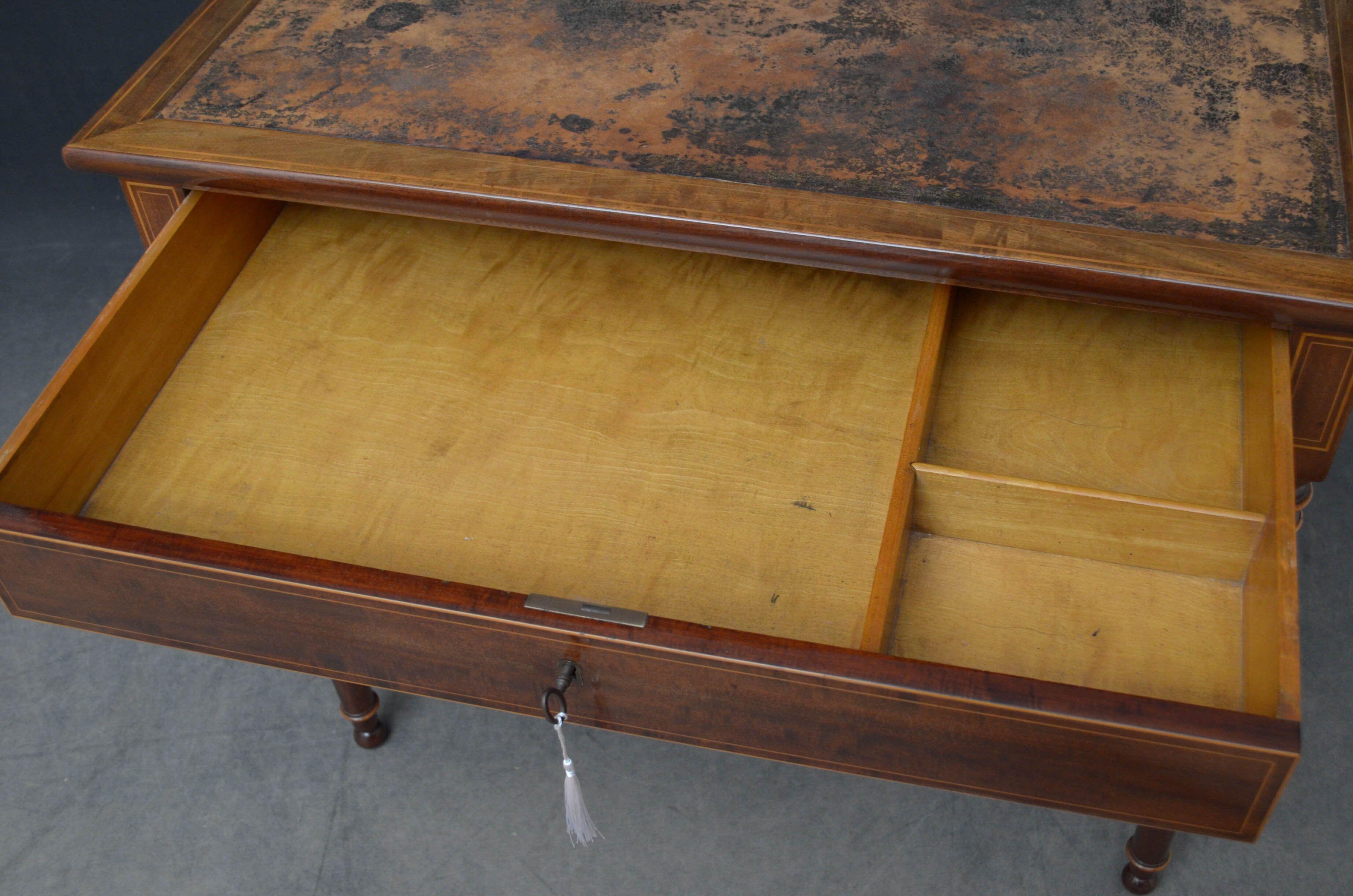 19th Century Mahogany Writing or Side Table For Sale 4