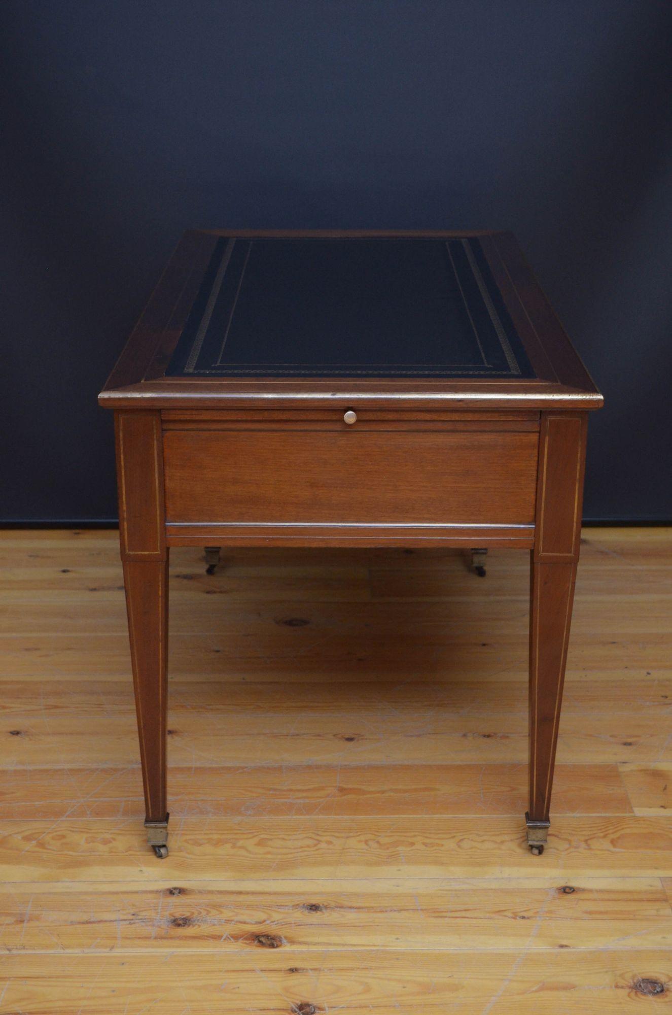 19th Century Mahogany Writing Table For Sale 3