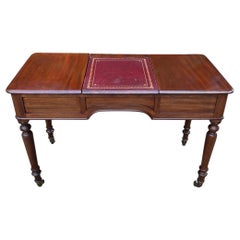 Table à écrire en acajou du 19e siècle