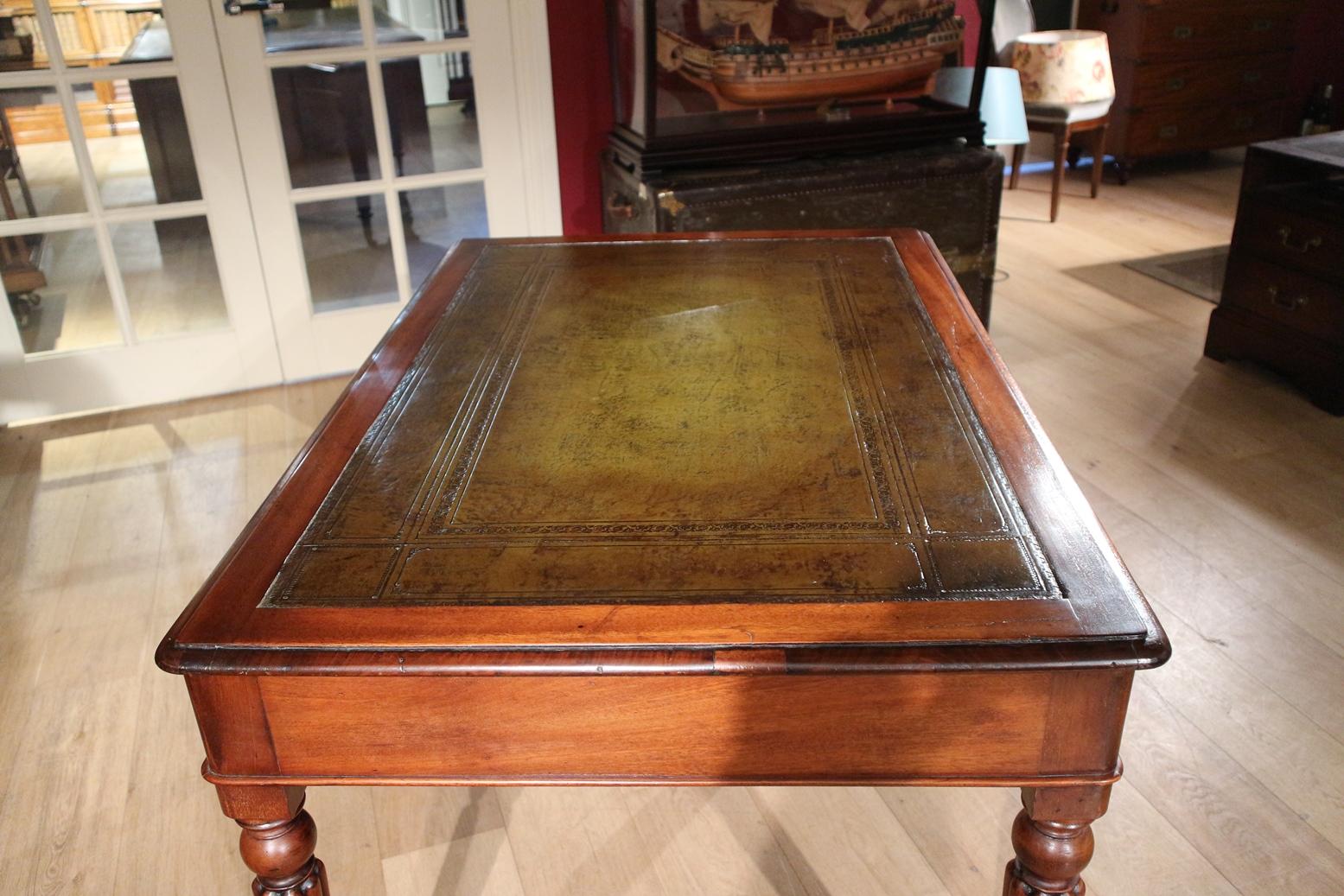 19th Century Mahogany Writing Table with 2 Drawers and Green Leather Top 1
