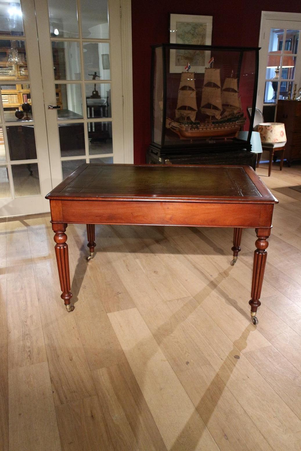 19th Century Mahogany Writing Table with 2 Drawers and Green Leather Top 3
