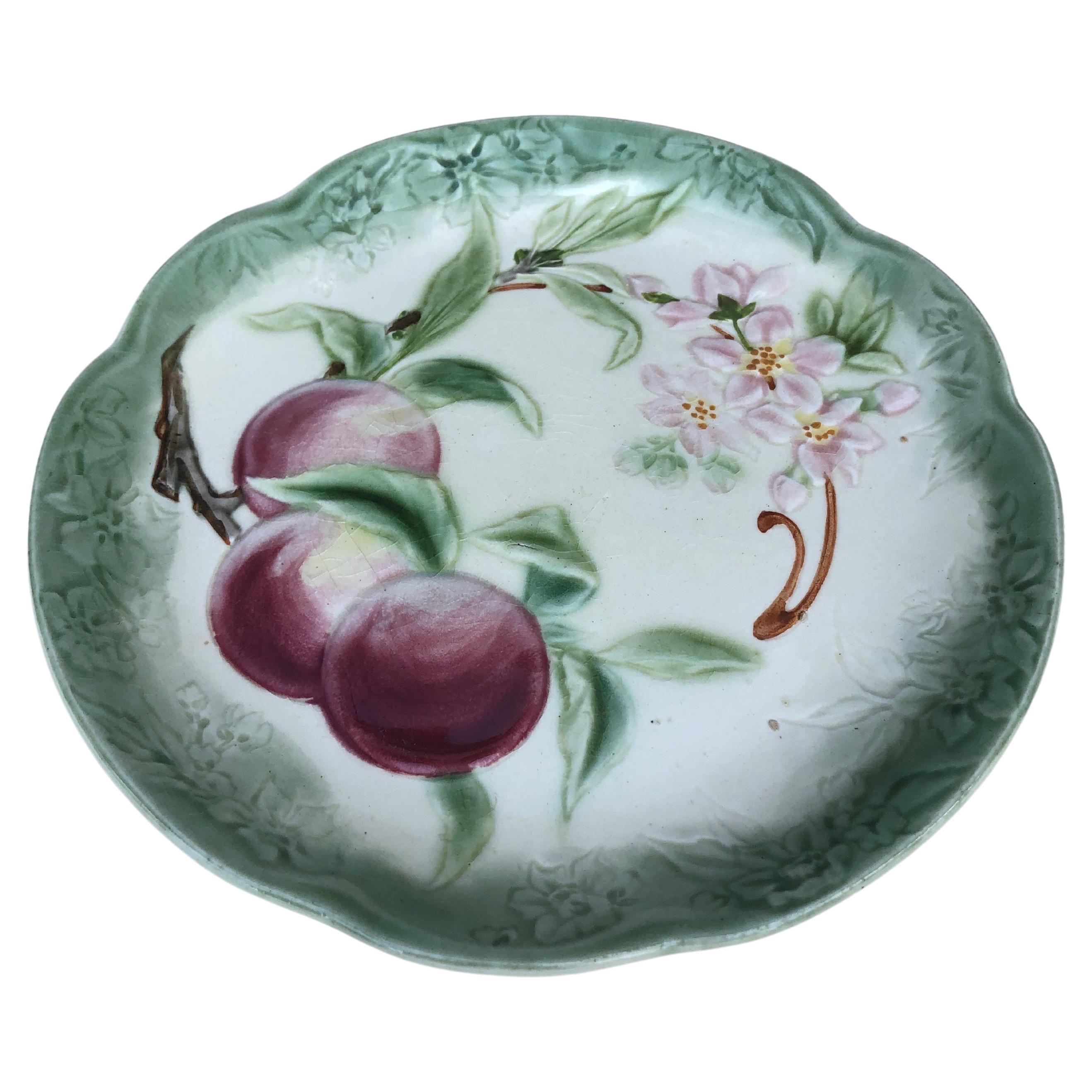 19th Century Majolica apples plate signed Choisy Le Roi.
Made for Higgins & Setter New York.
The Higgins & Seiter Company of New York City began selling decorations for the table, including rich-cut glass in 1887. By 1891 the firm was