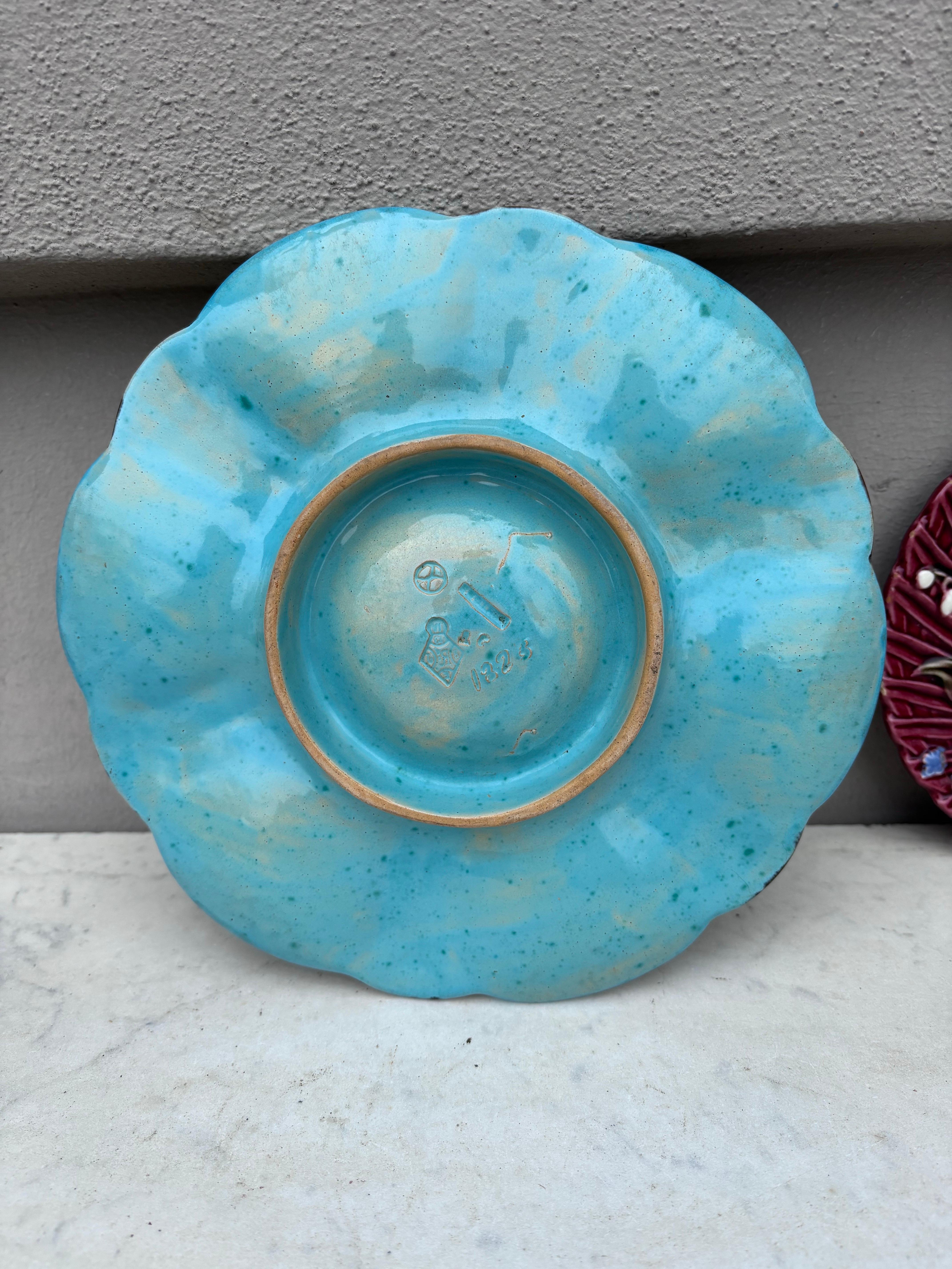 Fine XIX secolo Piatto in maiolica Aqua Oyster del XIX secolo Minton