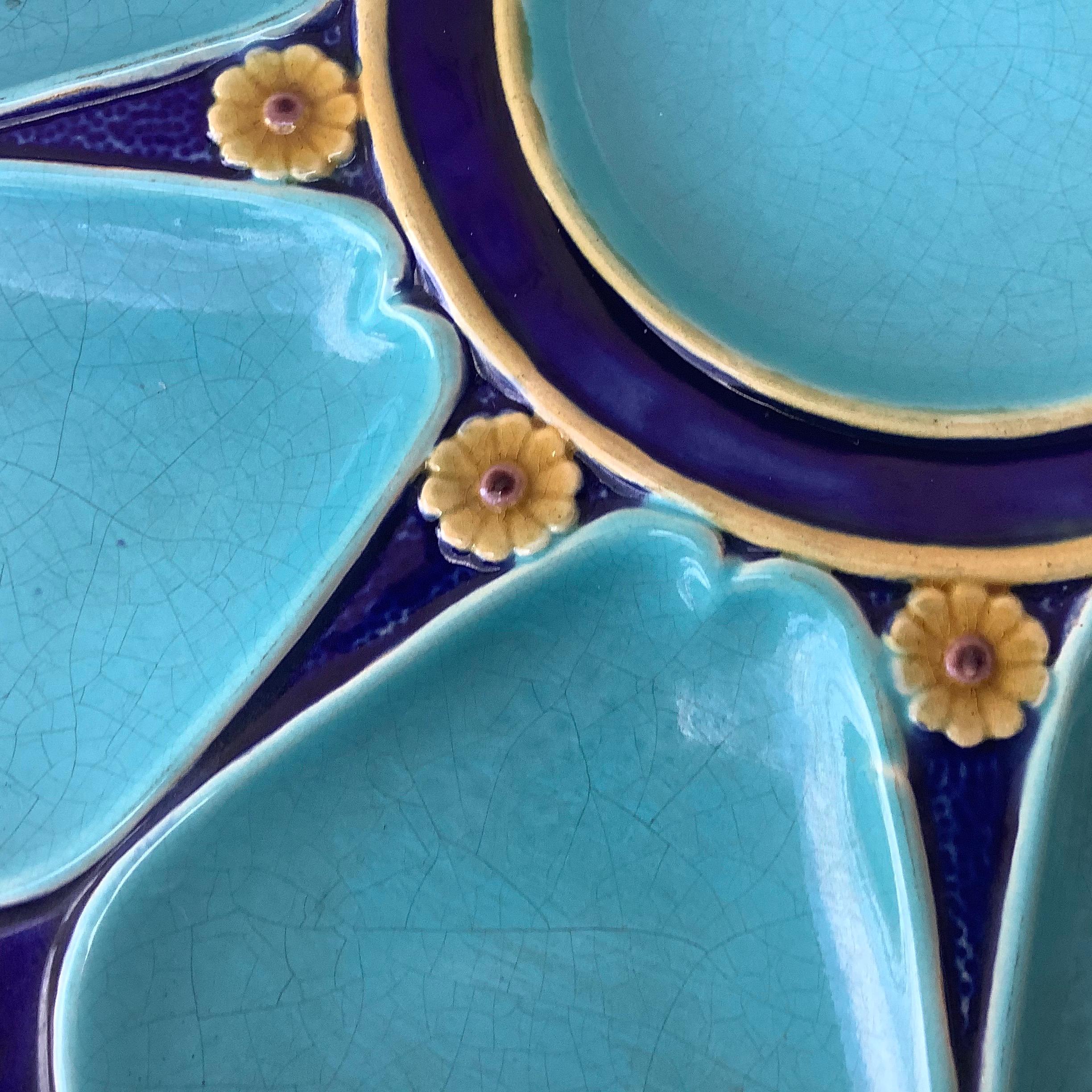 Céramique assiette à huître Aqua du 19ème siècle en majolique Minton en vente