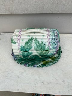 19th Century Majolica Asparagus and Artichoke Tureen Saint Amand
