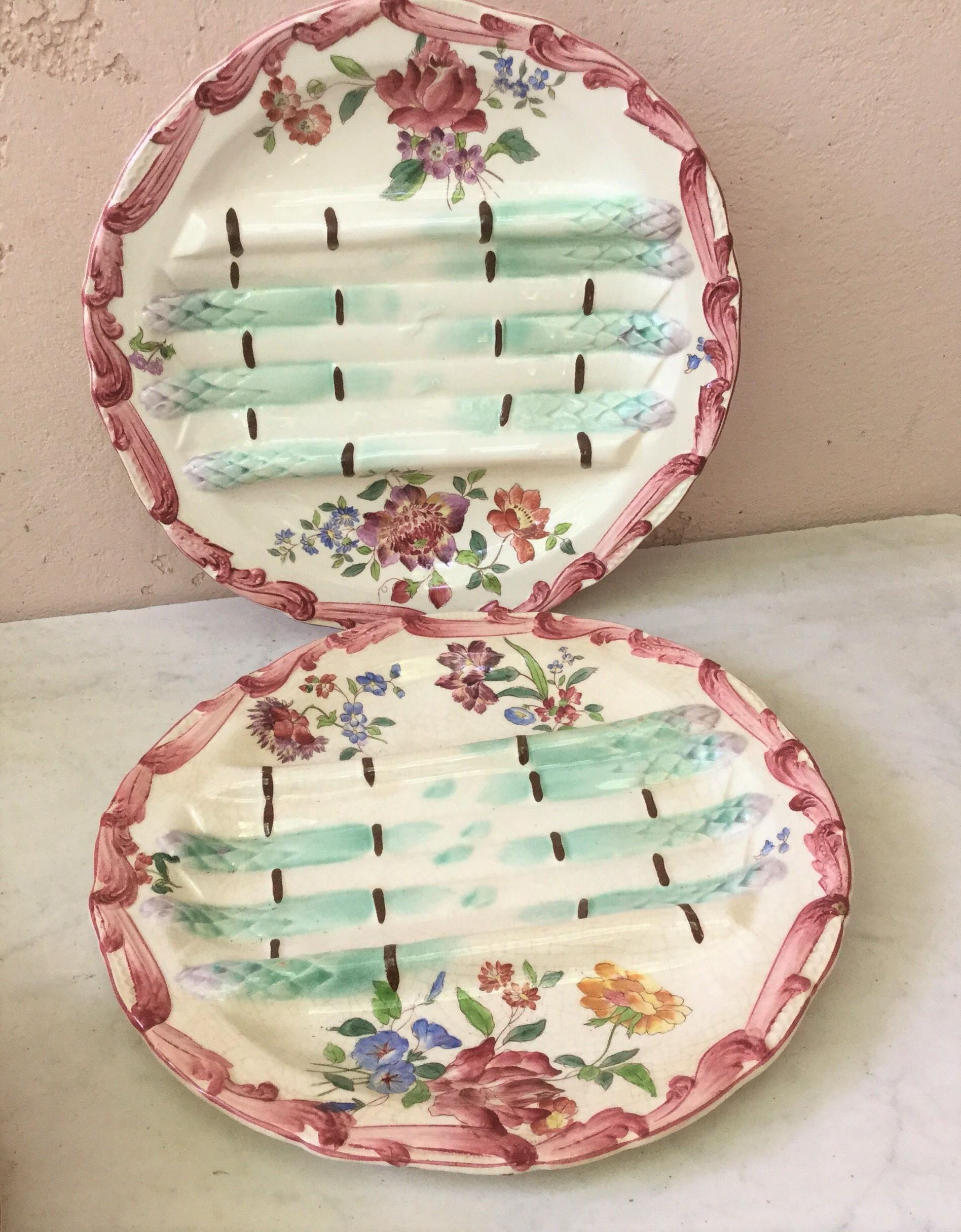 Ceramic 19th Century Majolica Asparagus Plate with Flowers Longchamp For Sale