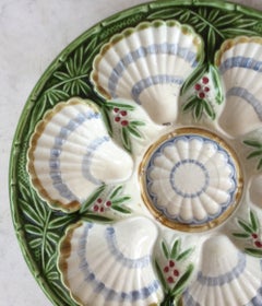 19th Century Majolica Bamboo and Berries Oyster Plate Salins