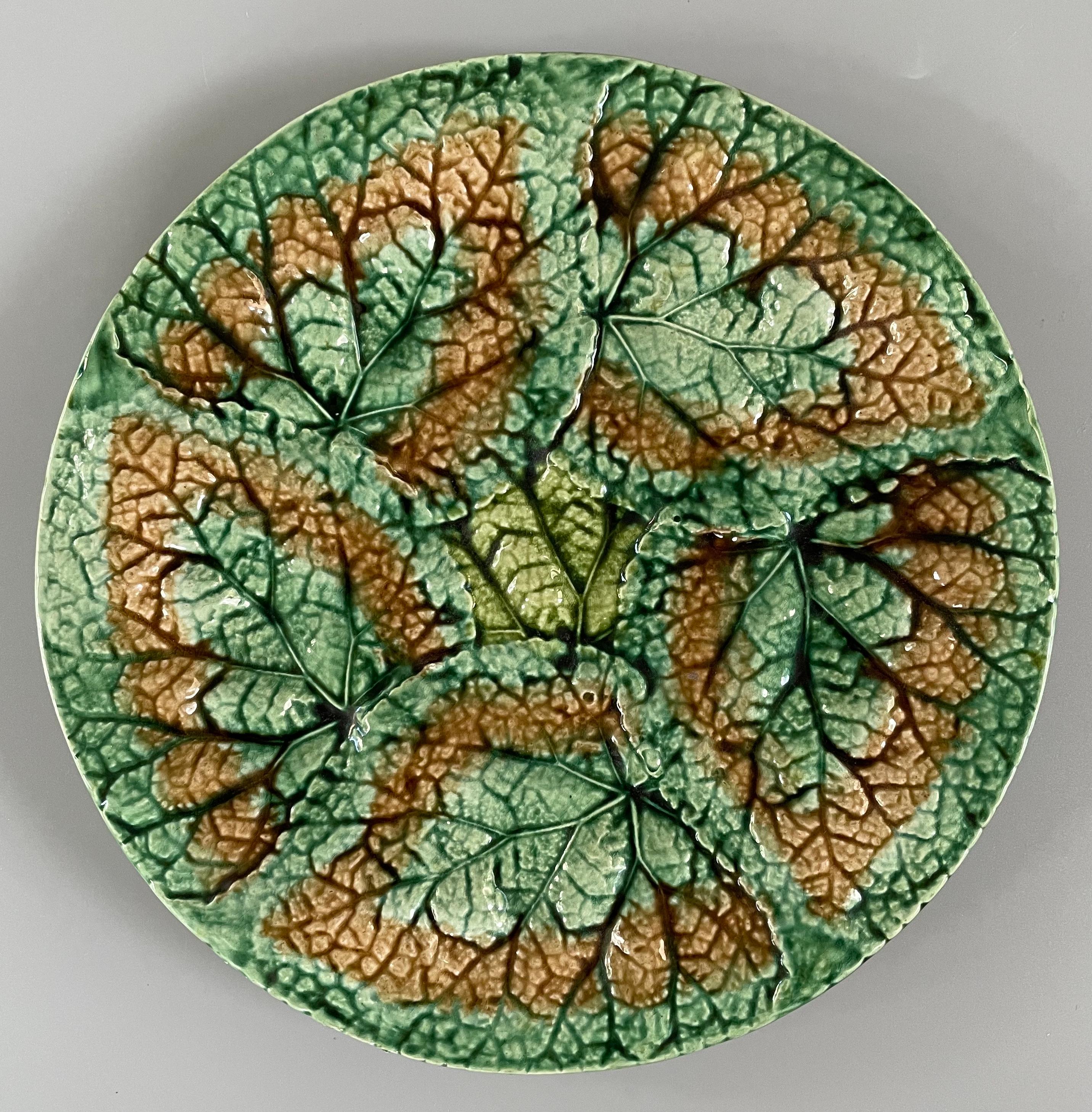 American 19th Century Majolica Begonia Leaf Plate For Sale