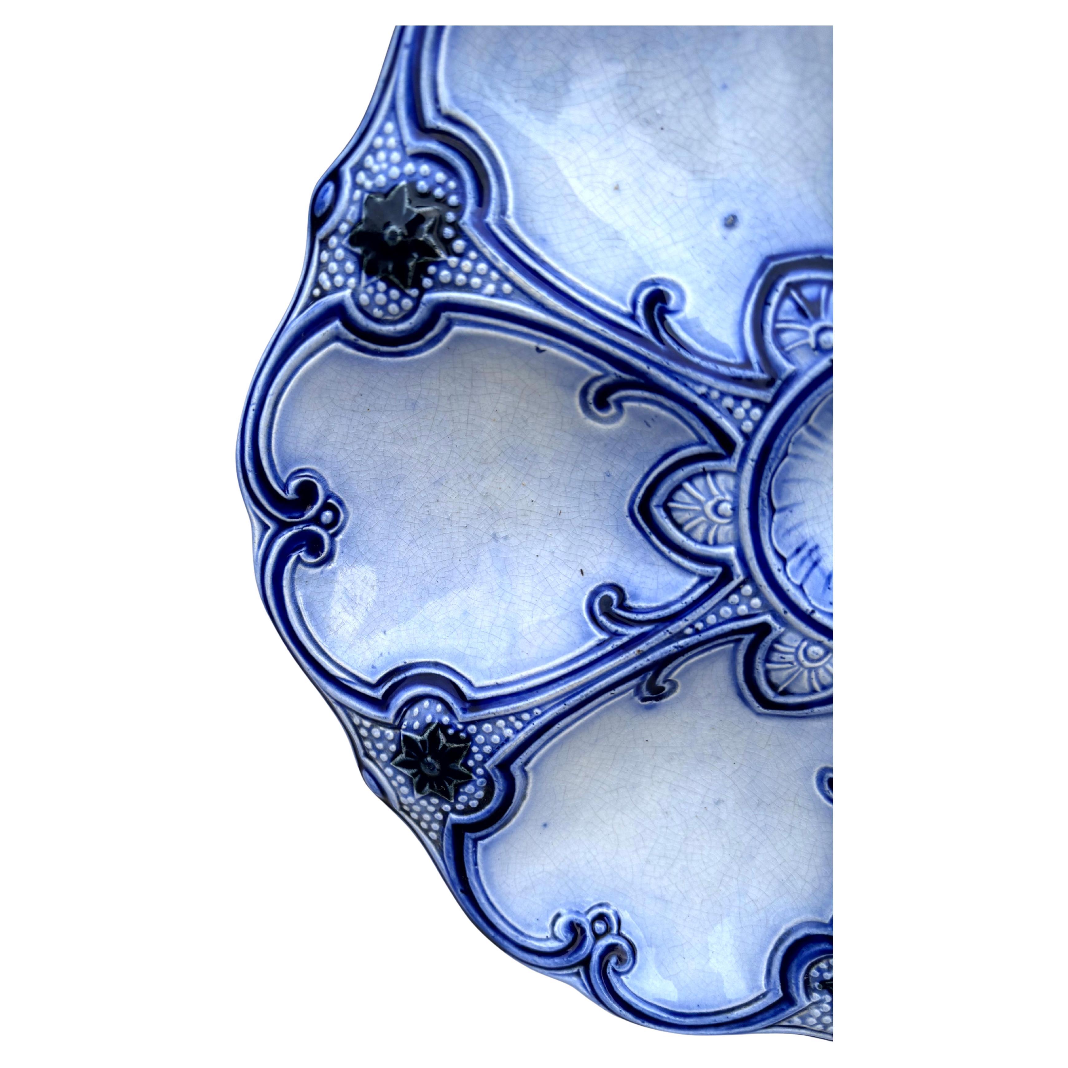 Plato de Ostra Wasmuel Azul y Blanco de Mayólica del Siglo XIX Victoriano en venta